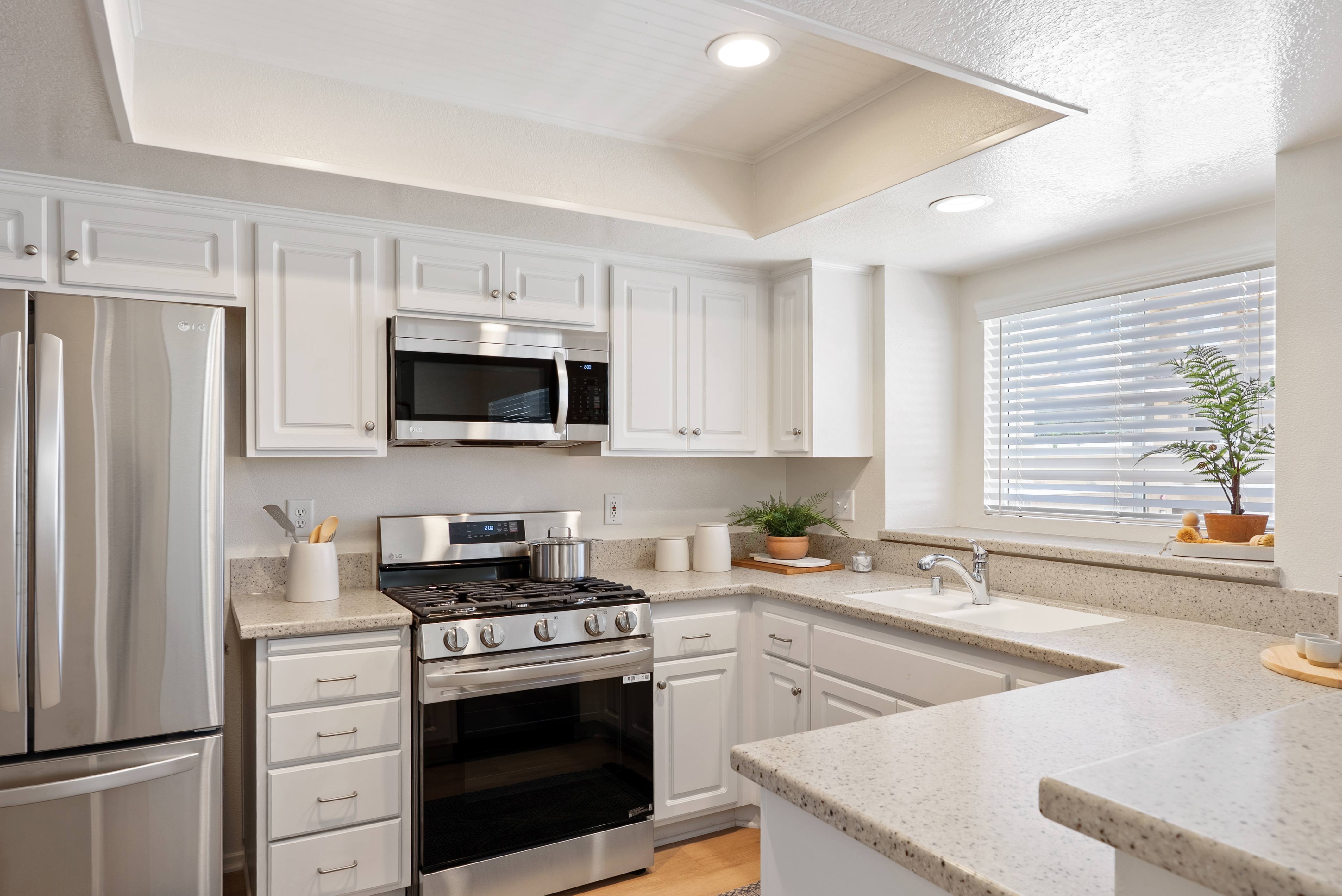 16 Santa Clara Street – photo 5
