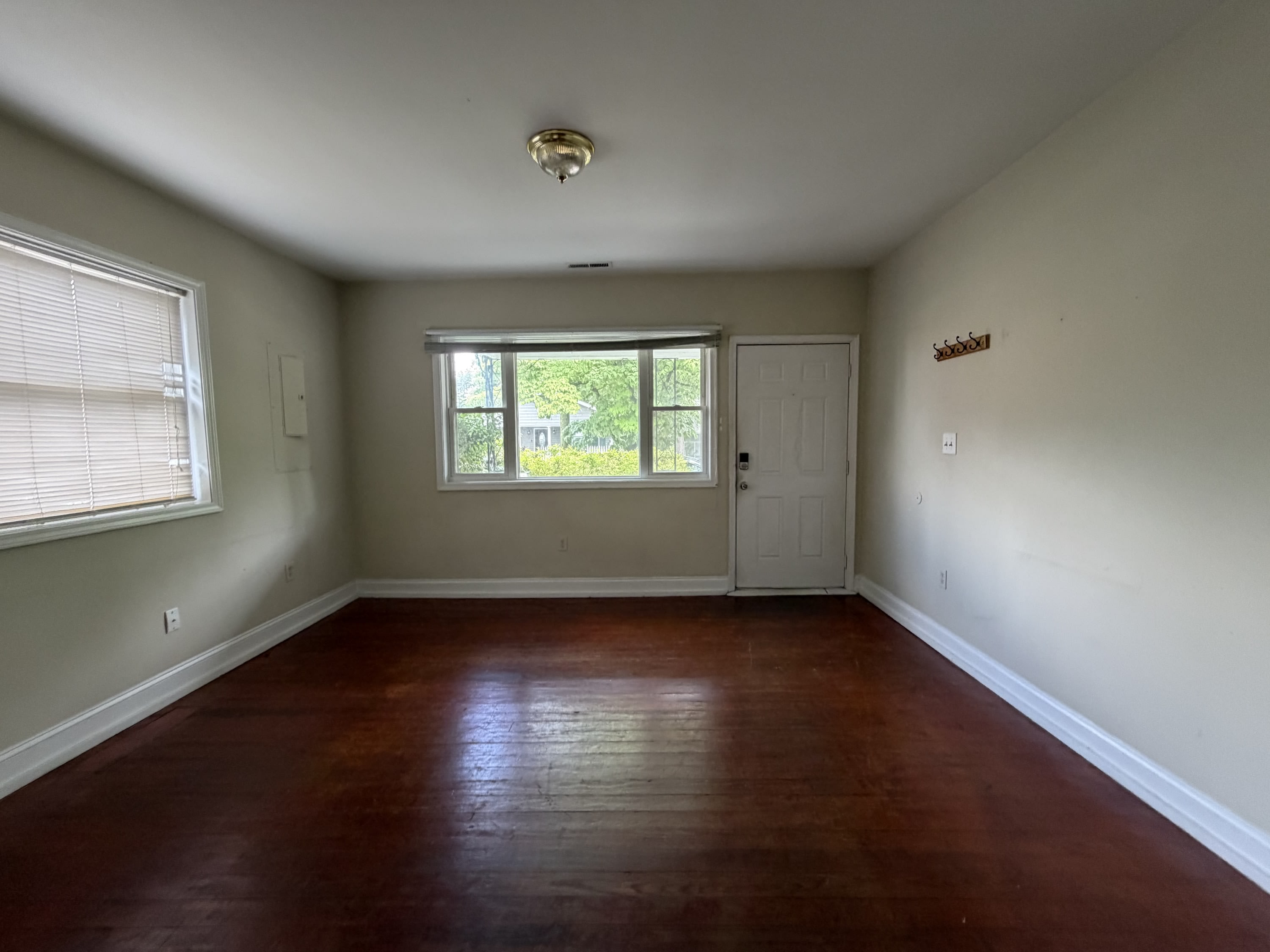 506 S 7th St – photo 3