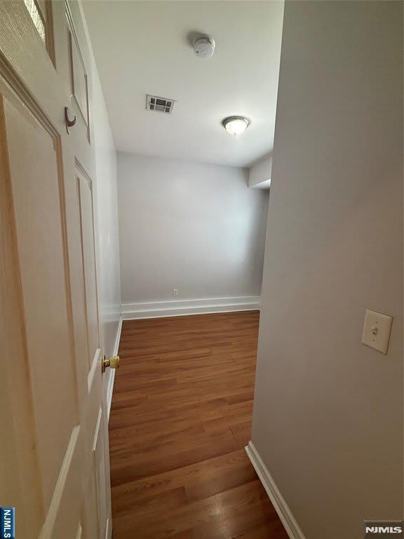 16 18 N Front – photo 4