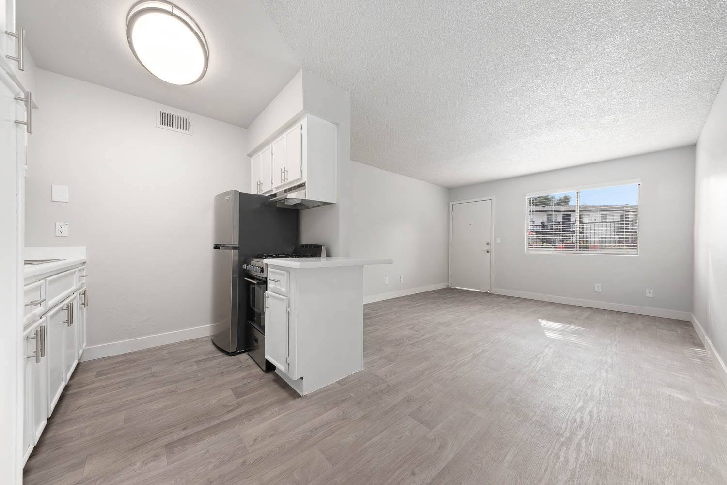 The Enclave Apartment Homes – photo 5