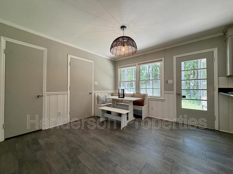 6801 Woodland Cr – photo 4