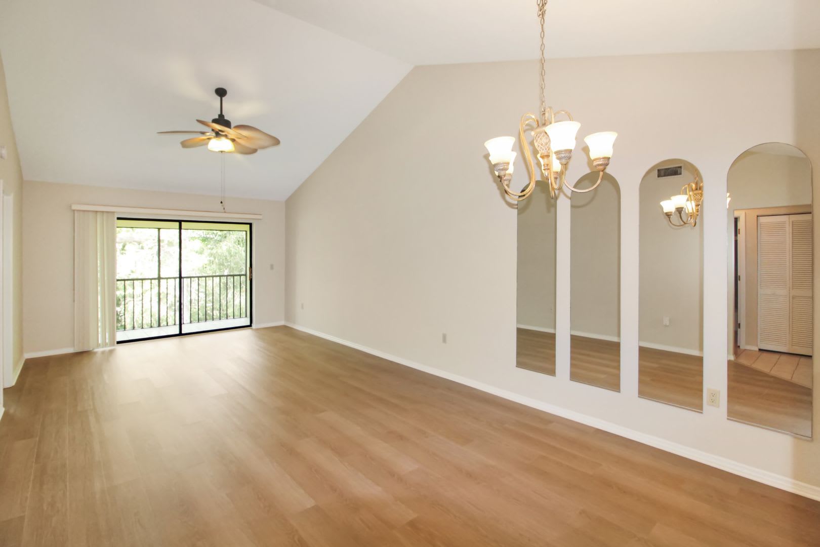 Golfview Annual Condo For Rent – photo 5