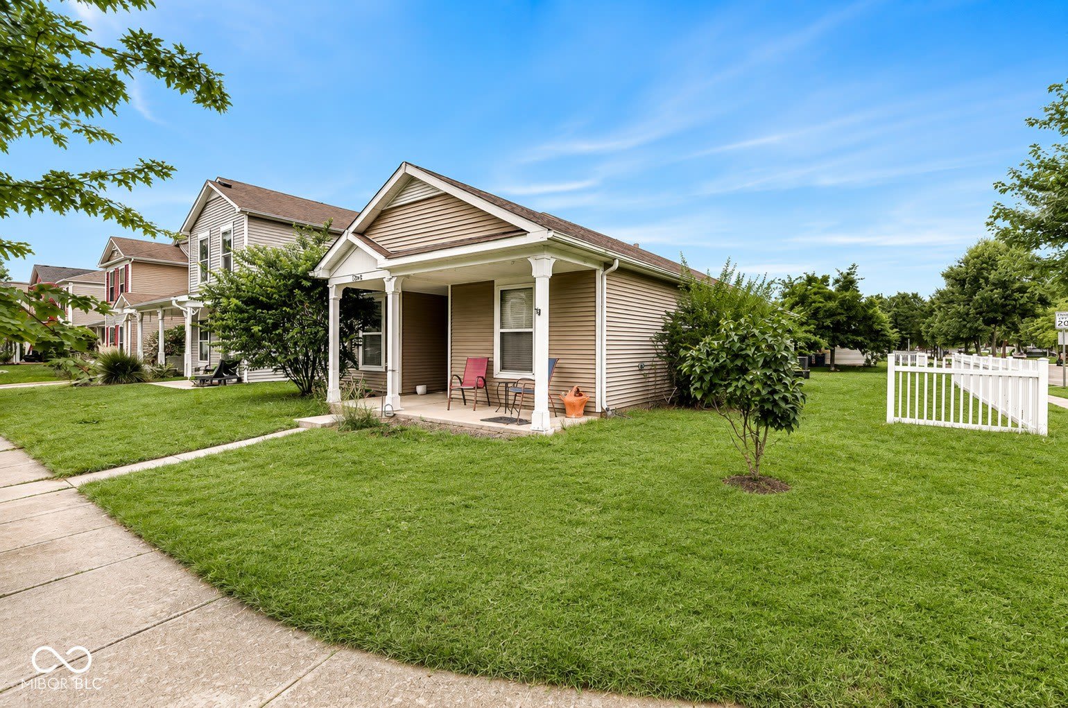 12254 Maize Drive – photo 4