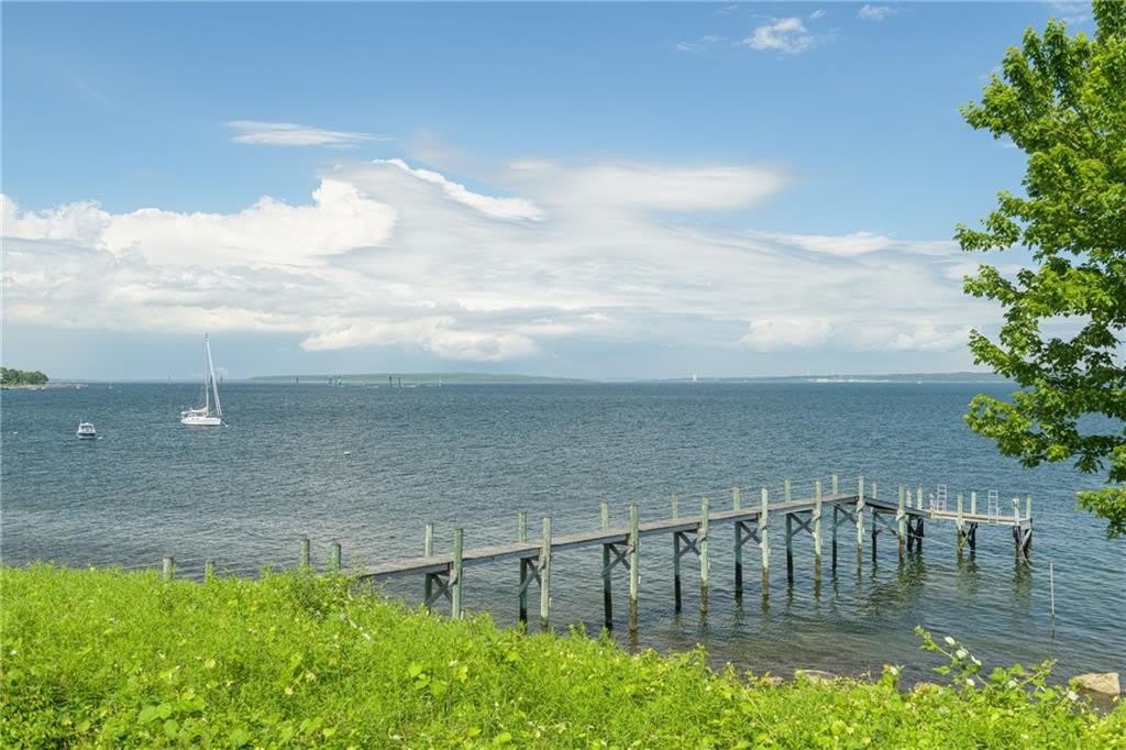 376 East Shore Road – photo 3