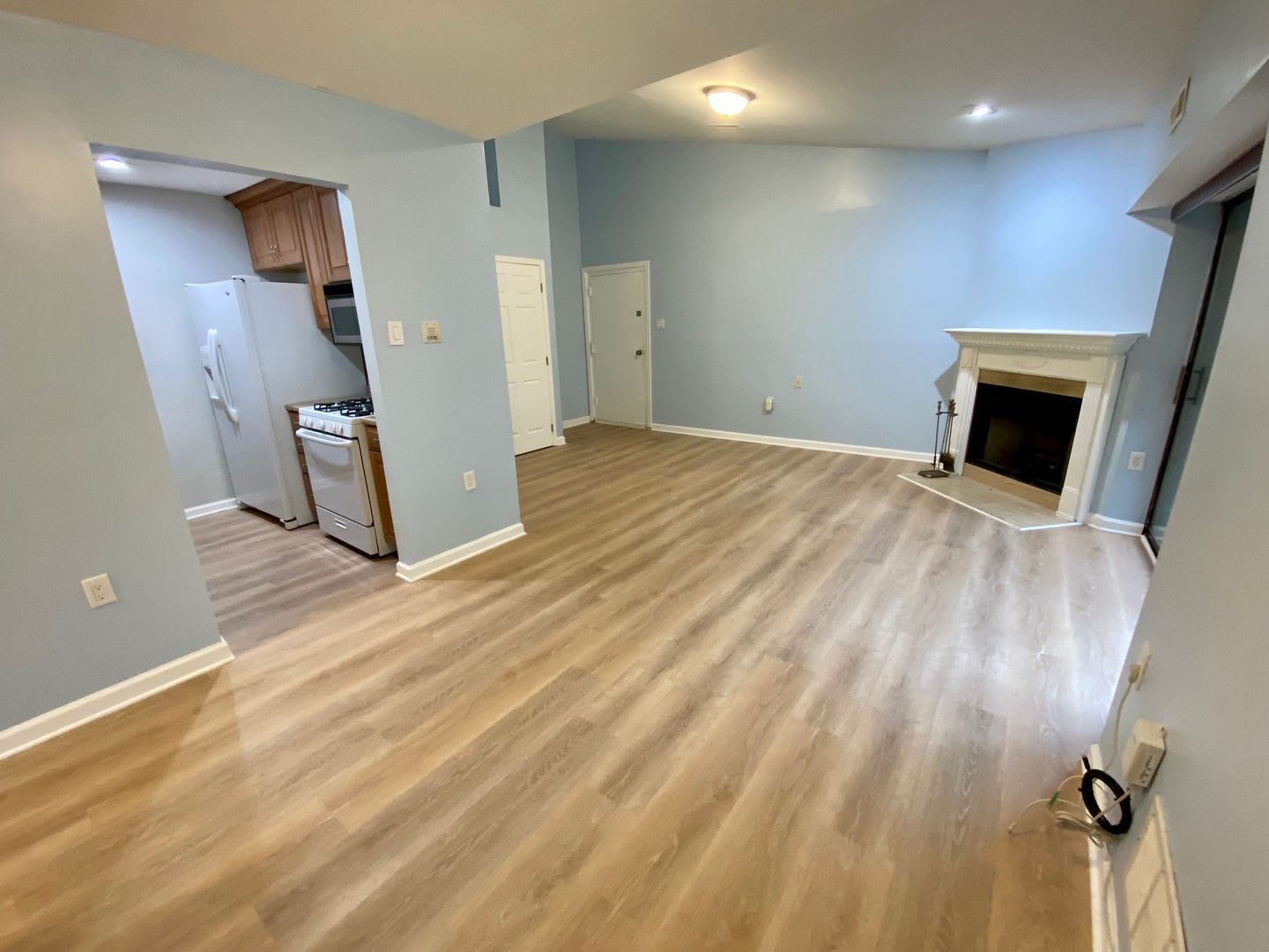 Top Floor Condo Available Soon In Sun Valley – photo 4
