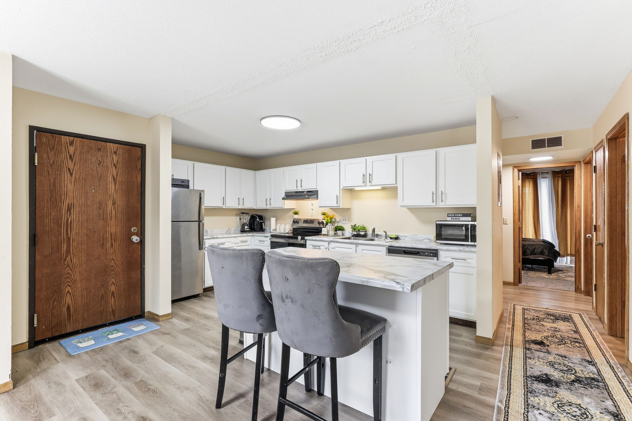 13316 Parkwood Dr 209 – photo 5