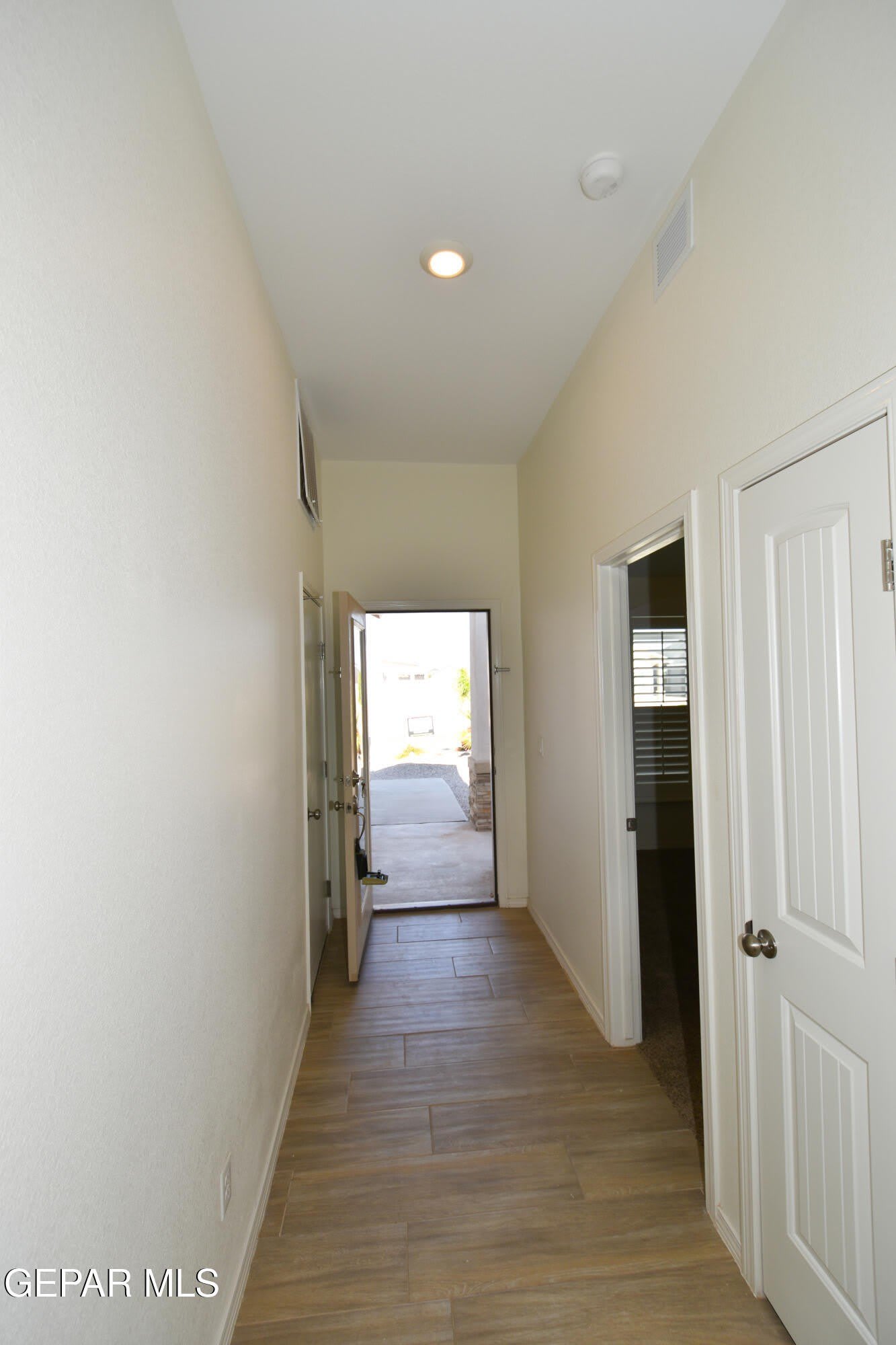 1253 INDIGO SKY Street – photo 4