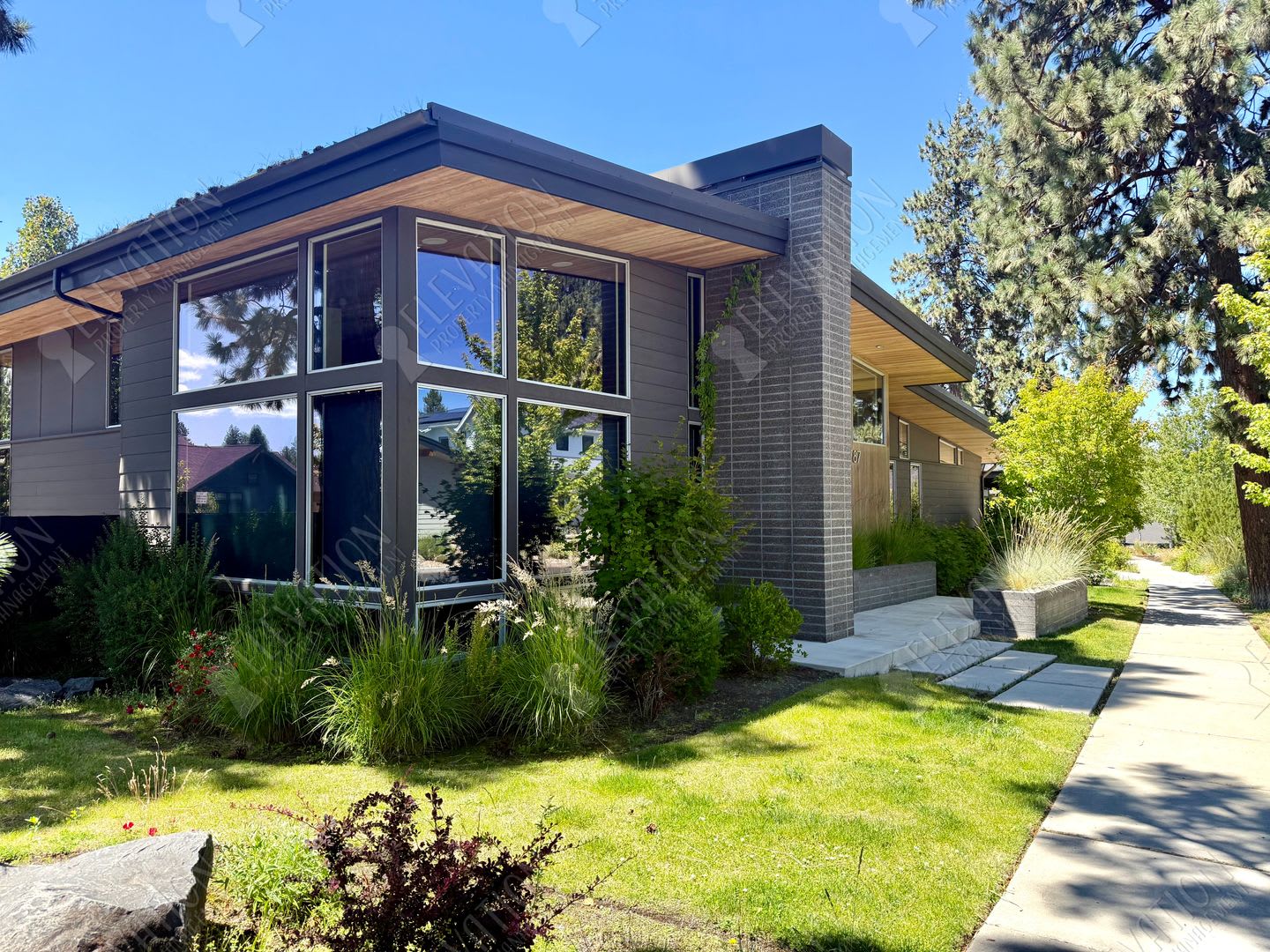 Beautiful single-level home in great Northwest Crossing location! – photo 2