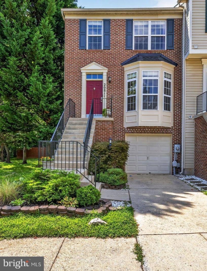 20811 SHAMROCK GLEN Circle – photo 1