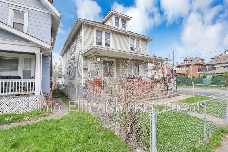 29 S Terrace Ave – photo 4