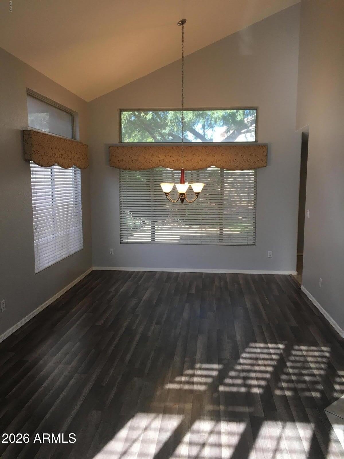 1312 W LIBBY Street – photo 5