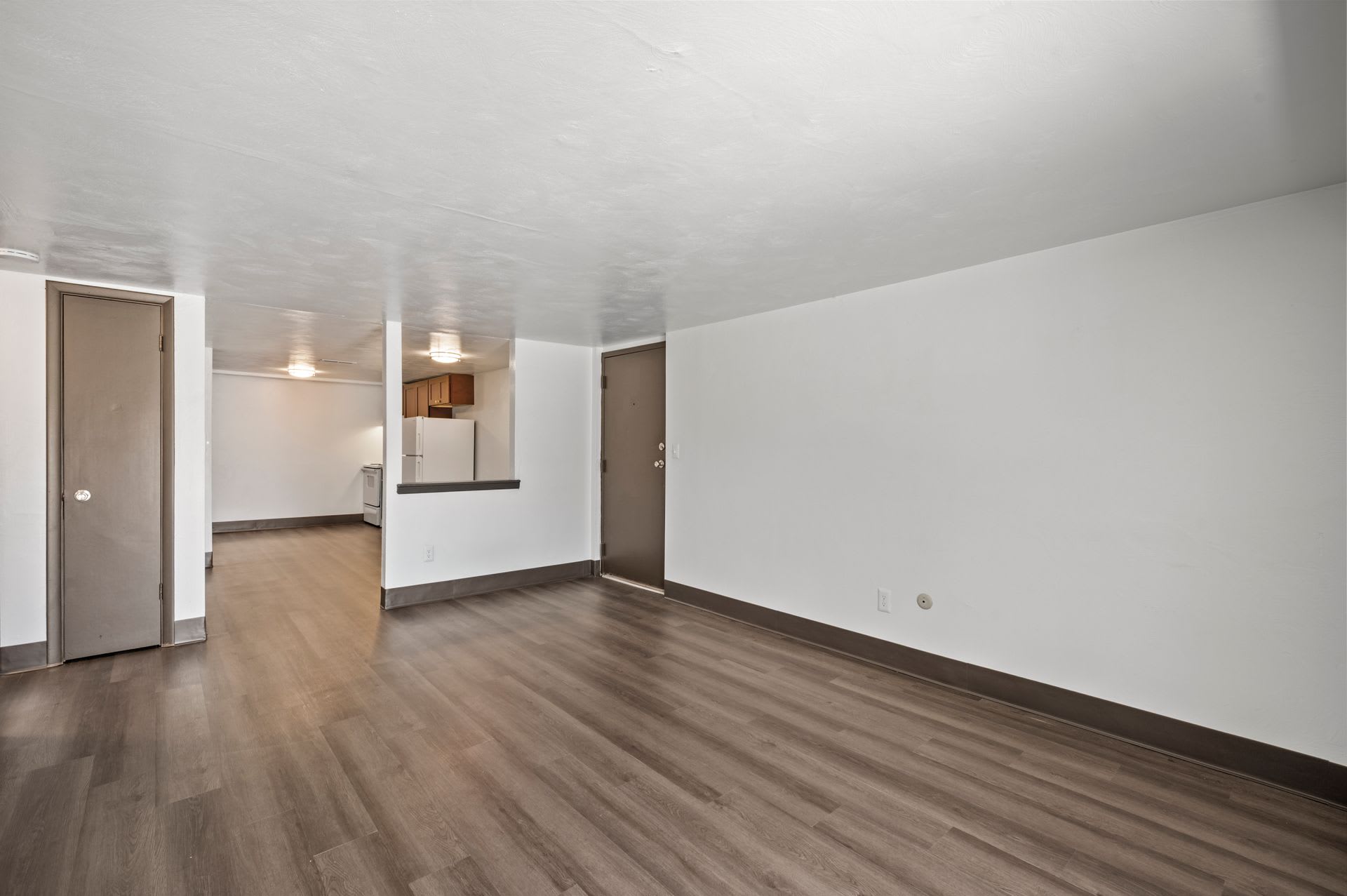 Landmark Apartments – photo 3