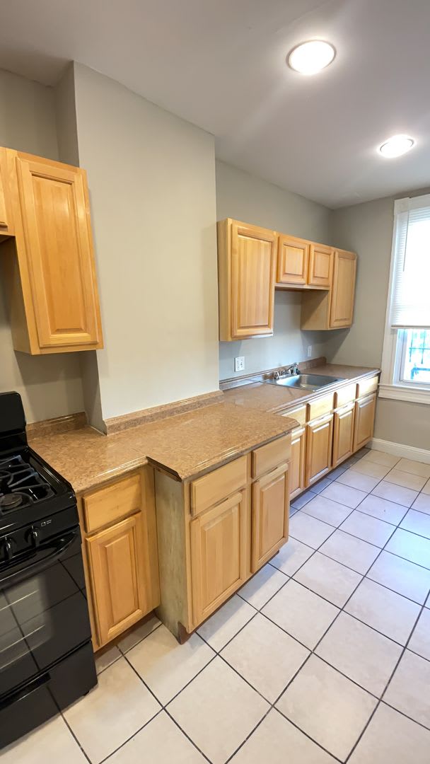 Lovely Two Bedroom!!! – photo 2