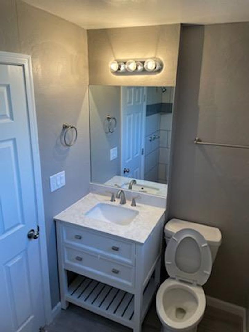 newly renovated 1bd 1 bth unit in phx – photo 2