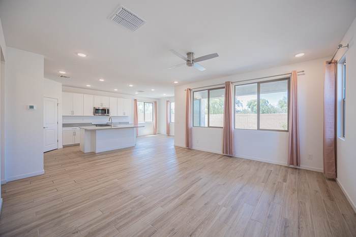 7412 West Gardenia Avenue – photo 4