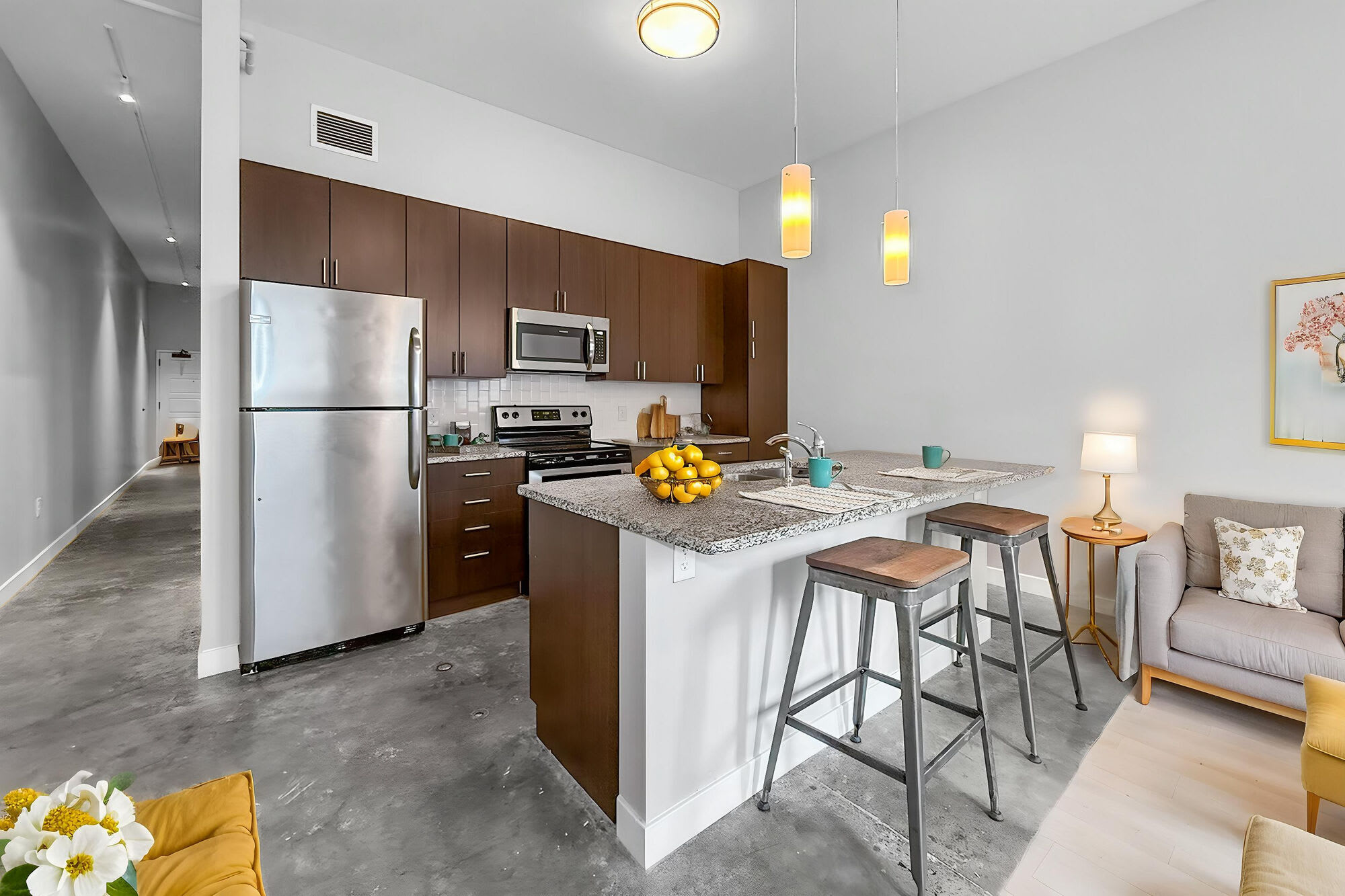R & T Lofts – photo 3