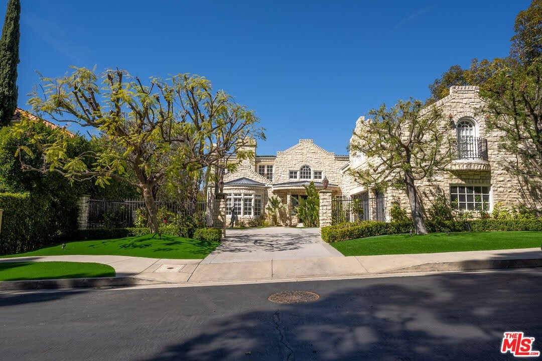 2387 Stratford Cir – photo 2