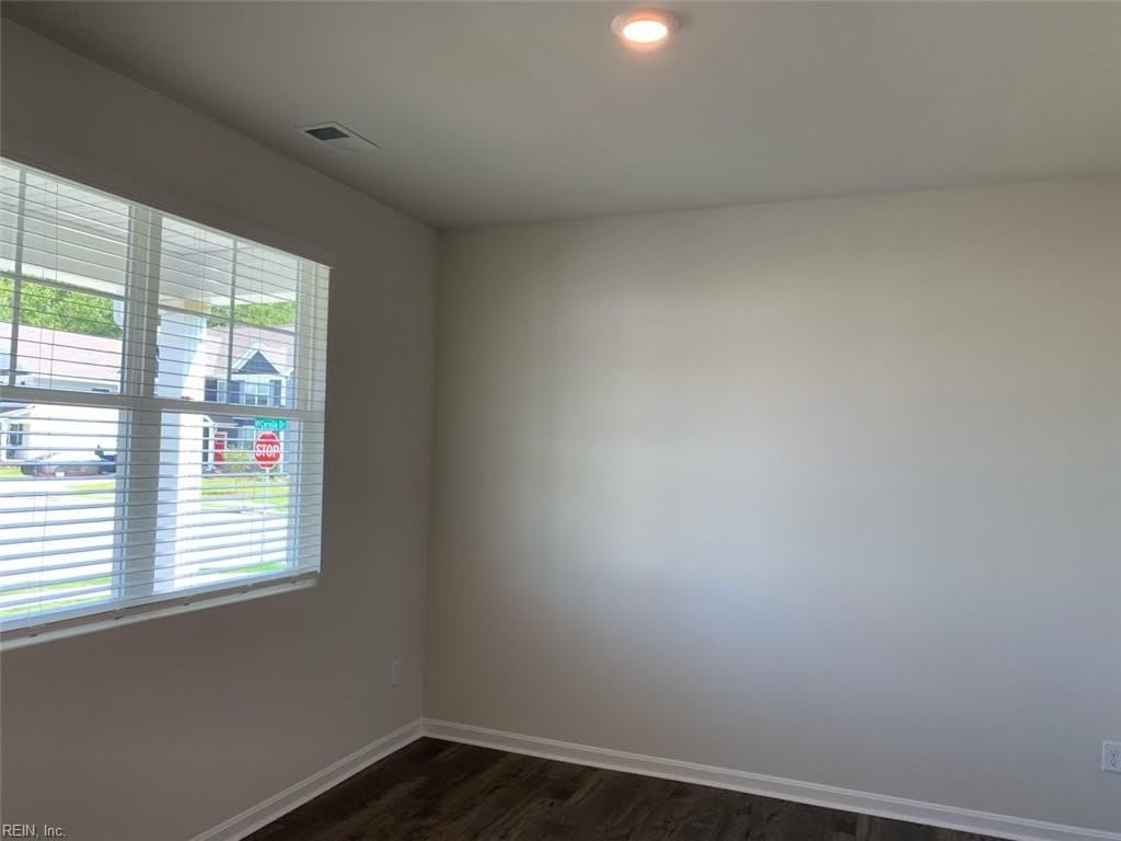 5138 Duxbury Road – photo 4