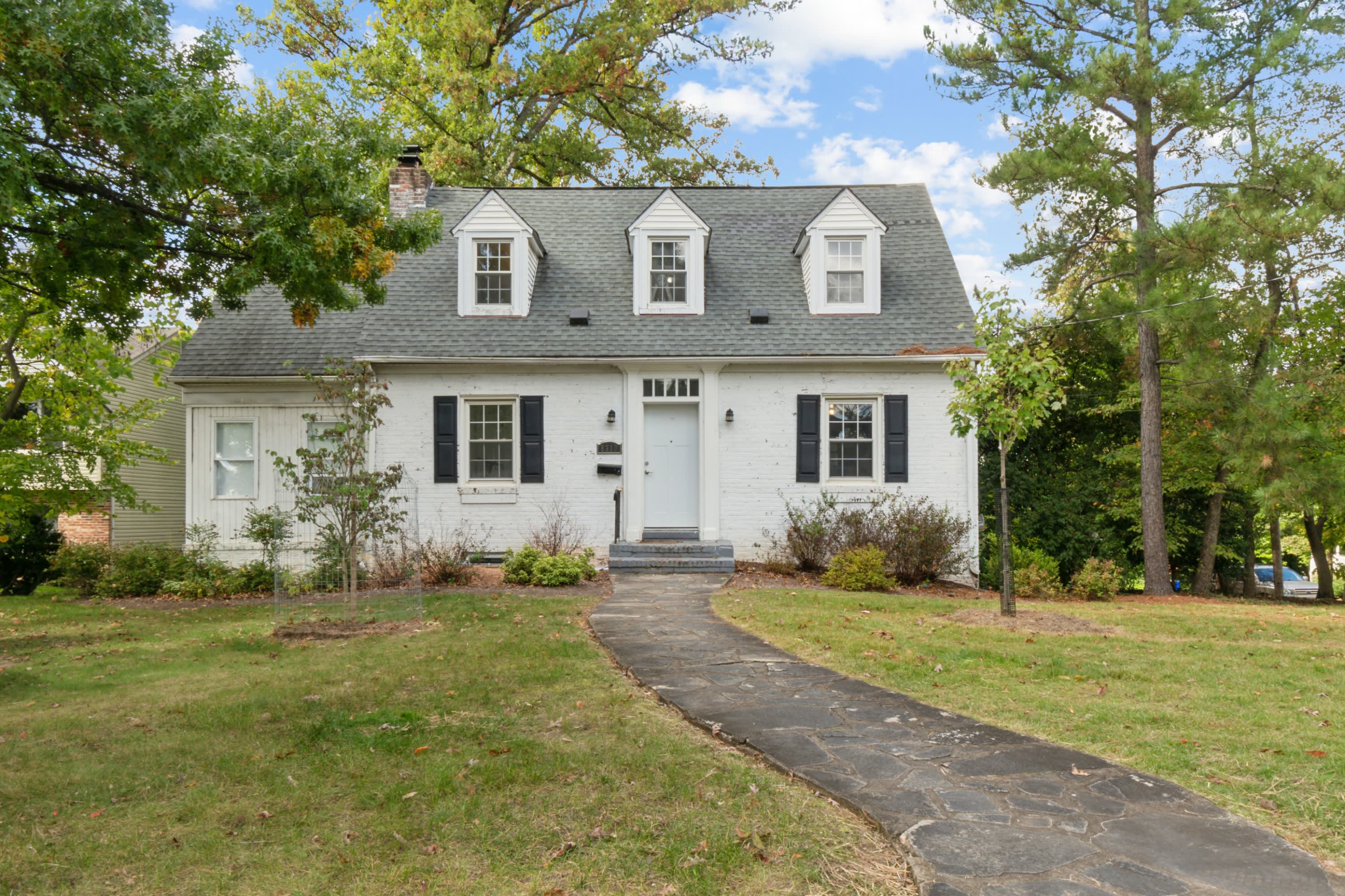 8310 48th Avenue – photo 1