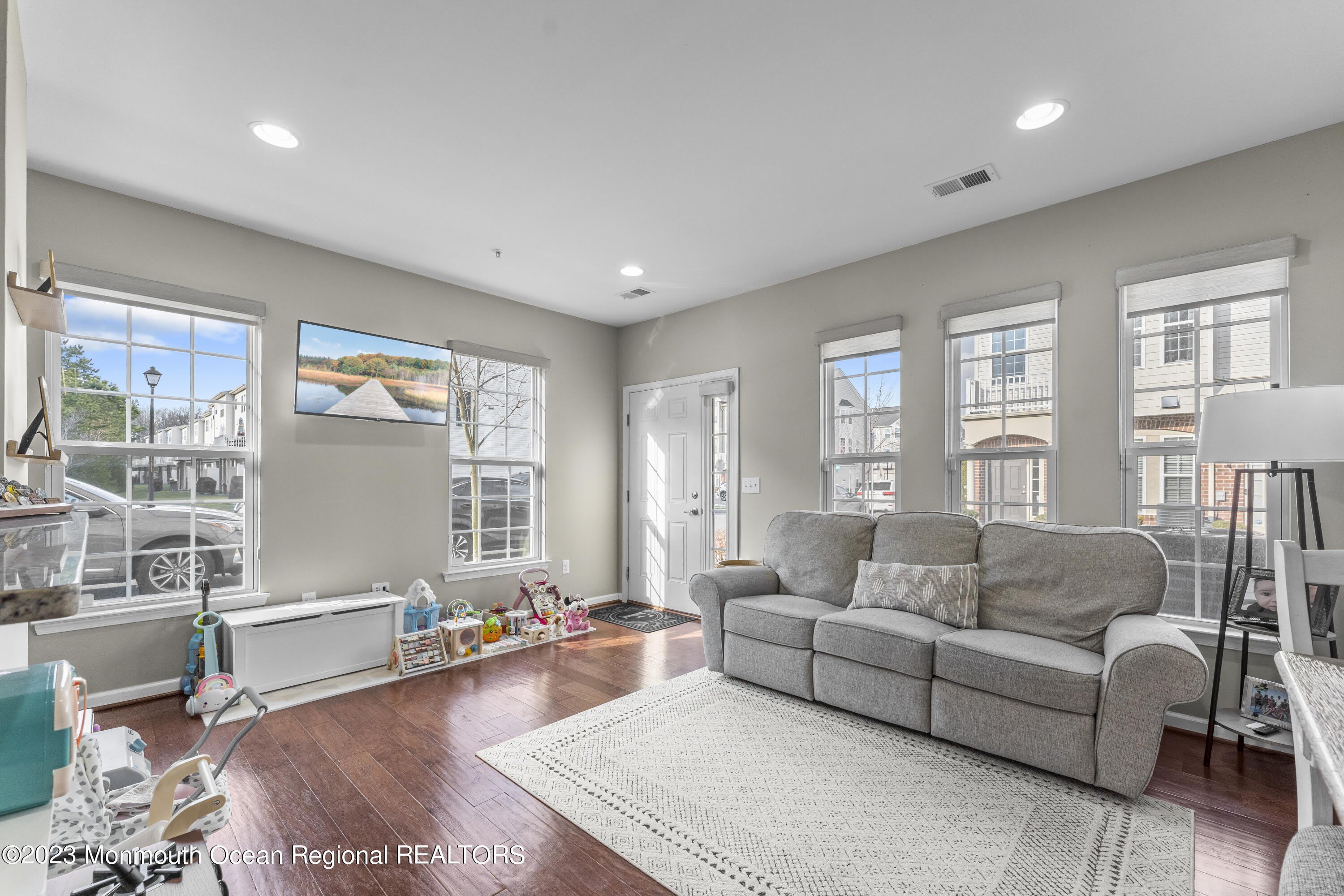 1 Kyle Drive – photo 4