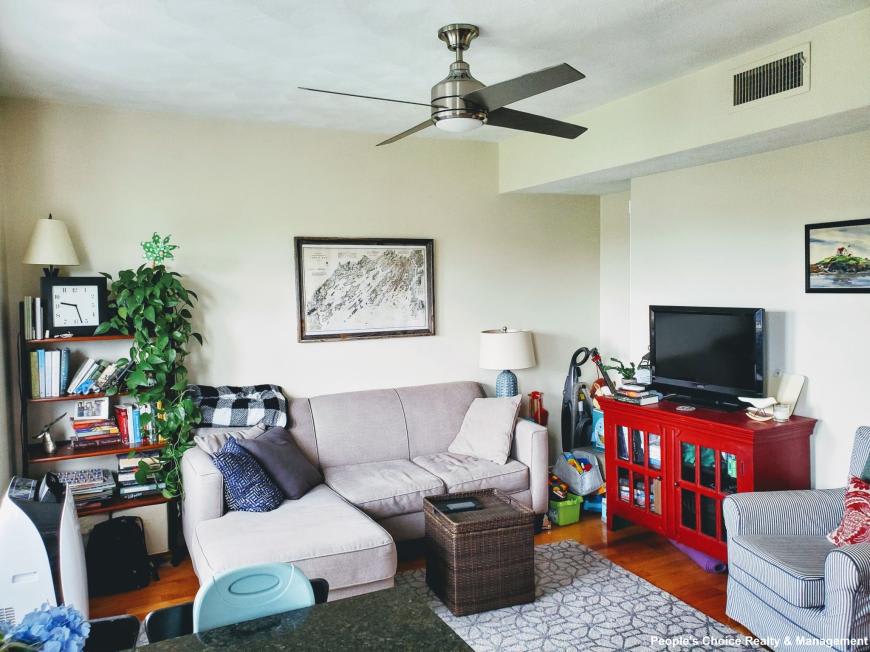 11 Vinal Ave. – photo 4
