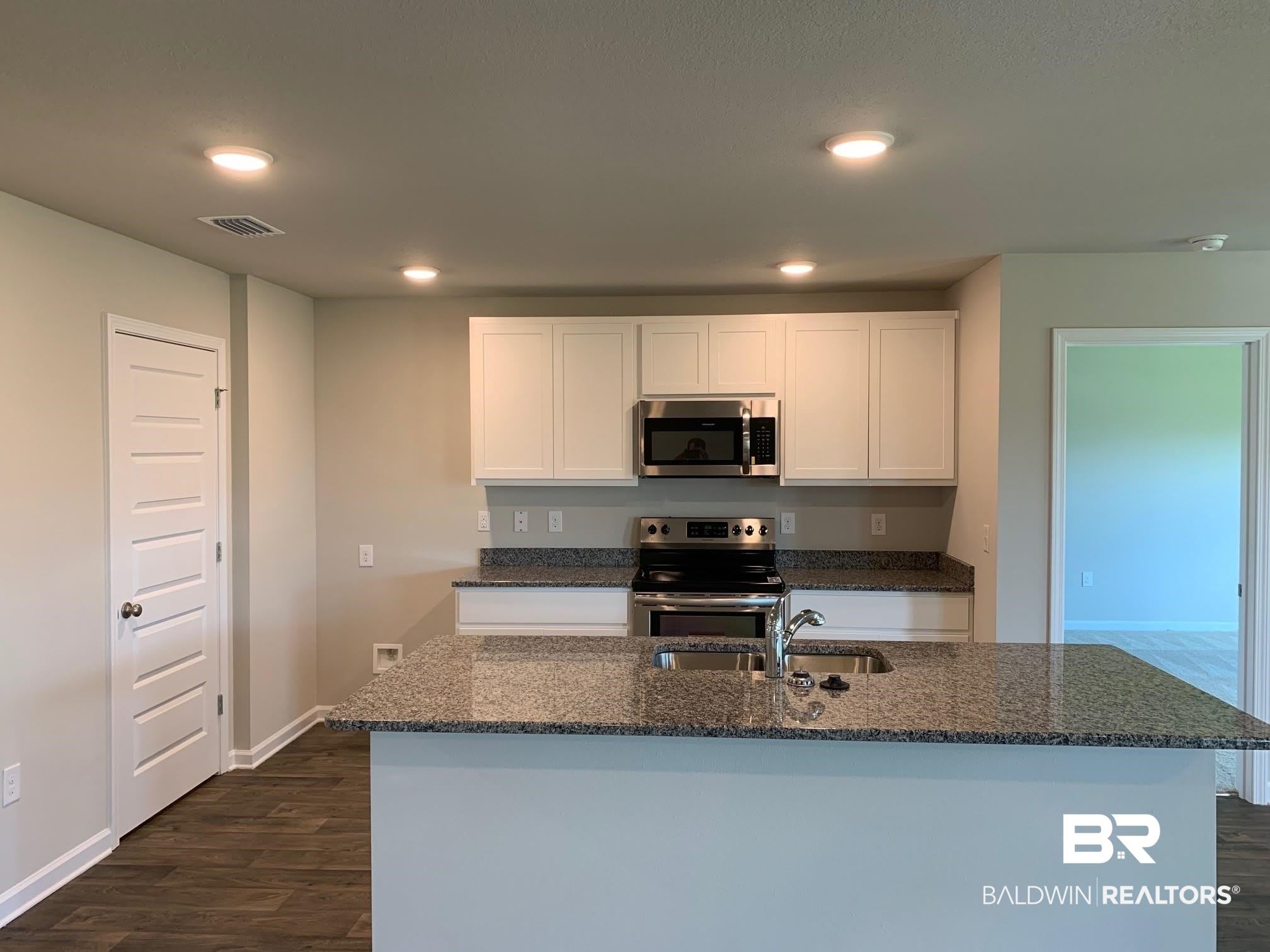 8317 Harmon Street – photo 4