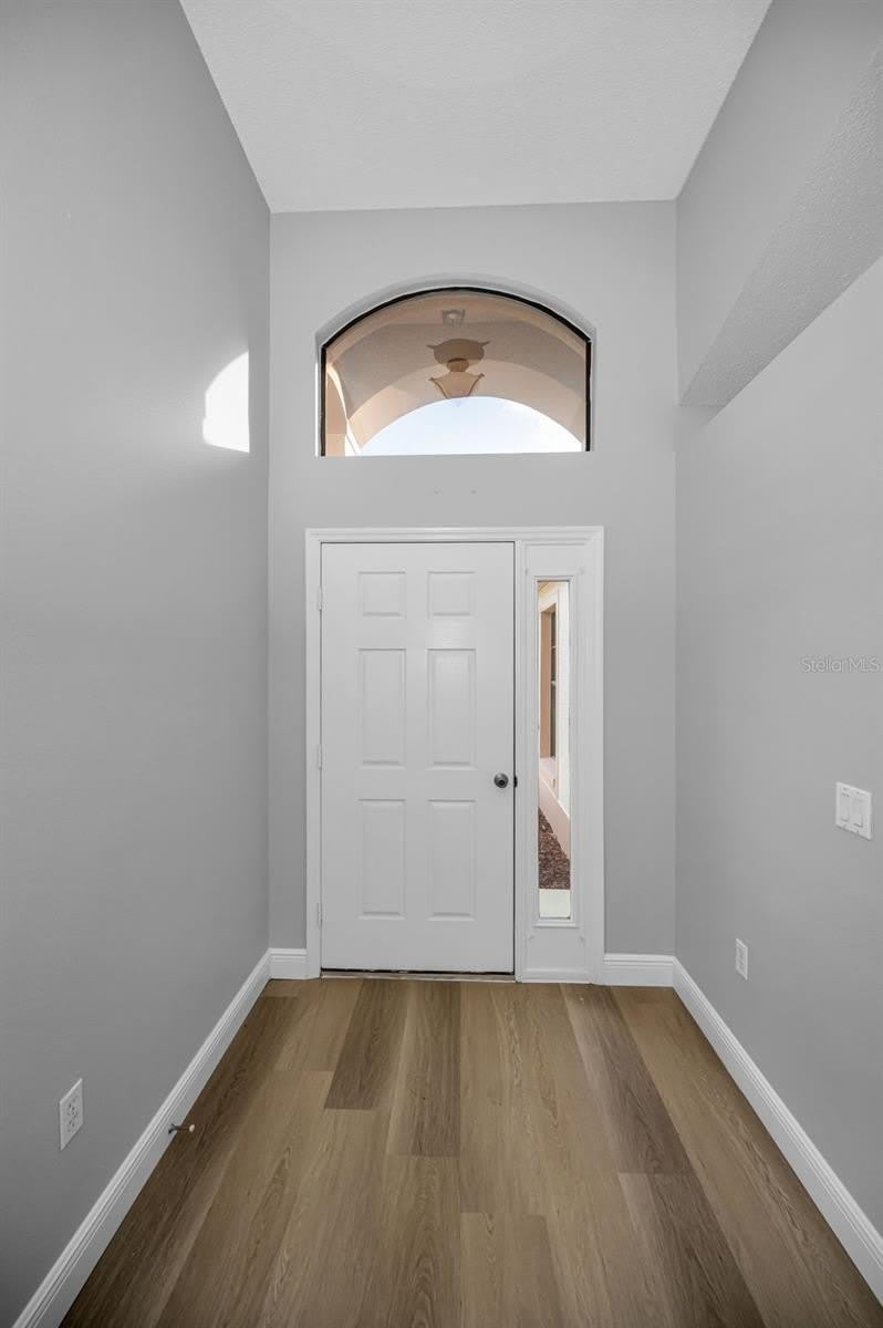 6240 FAIRSKIES Drive – photo 2
