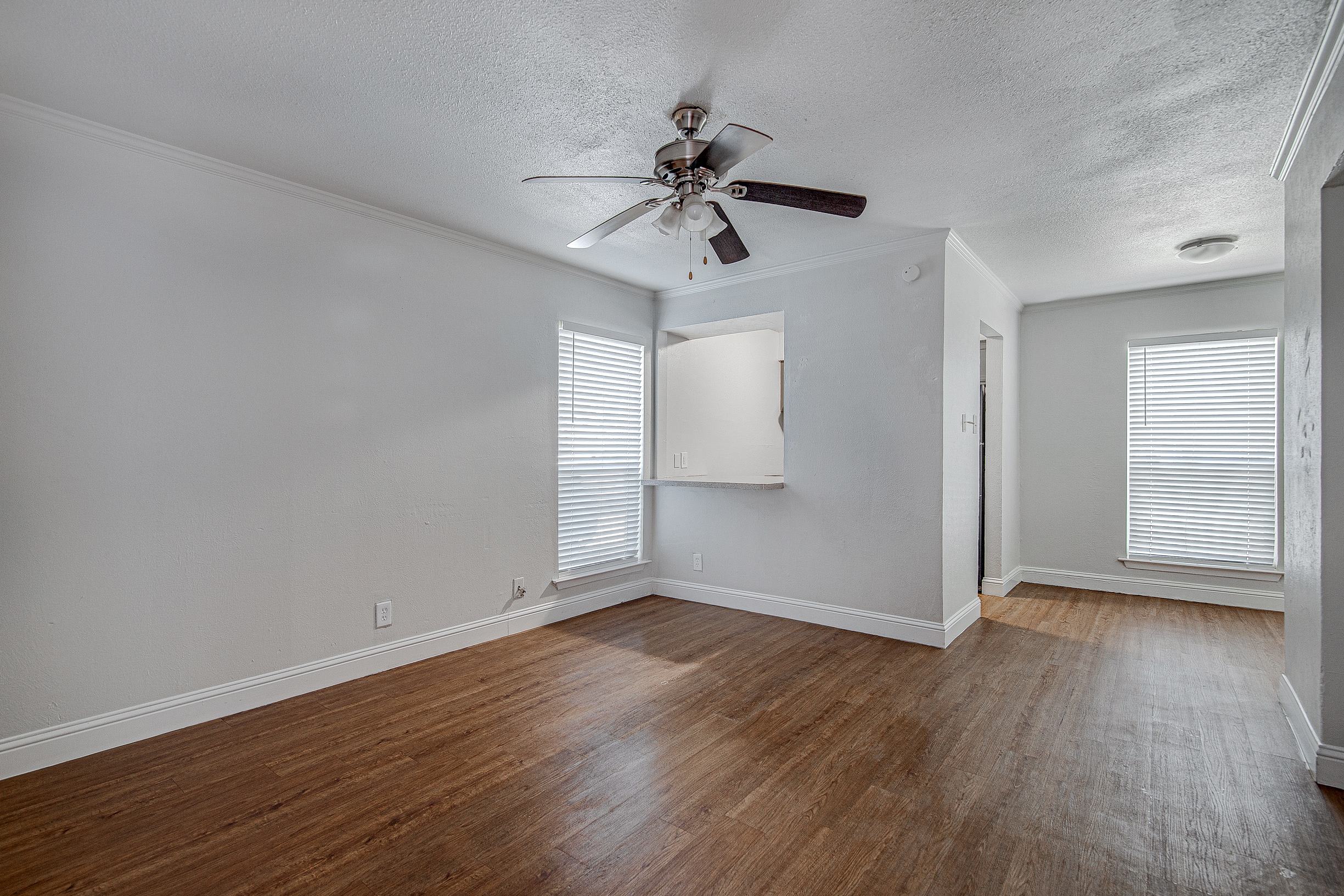 Mitchell Apartments – photo 5