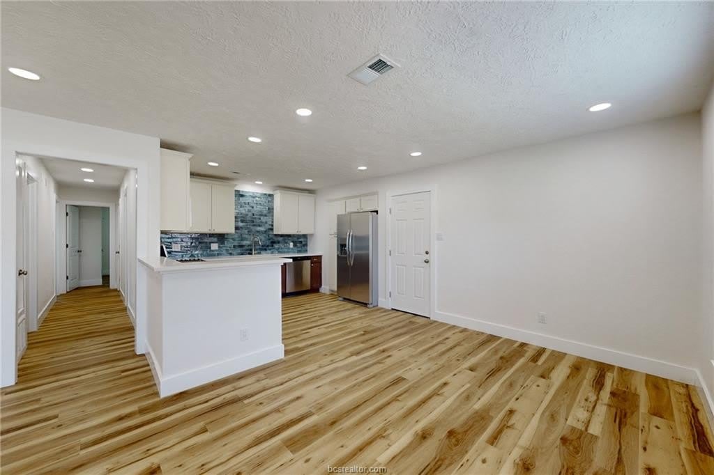 1012 San Saba Drive – photo 2