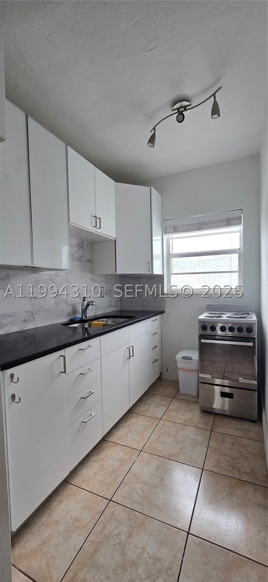 620 76th St – photo 4