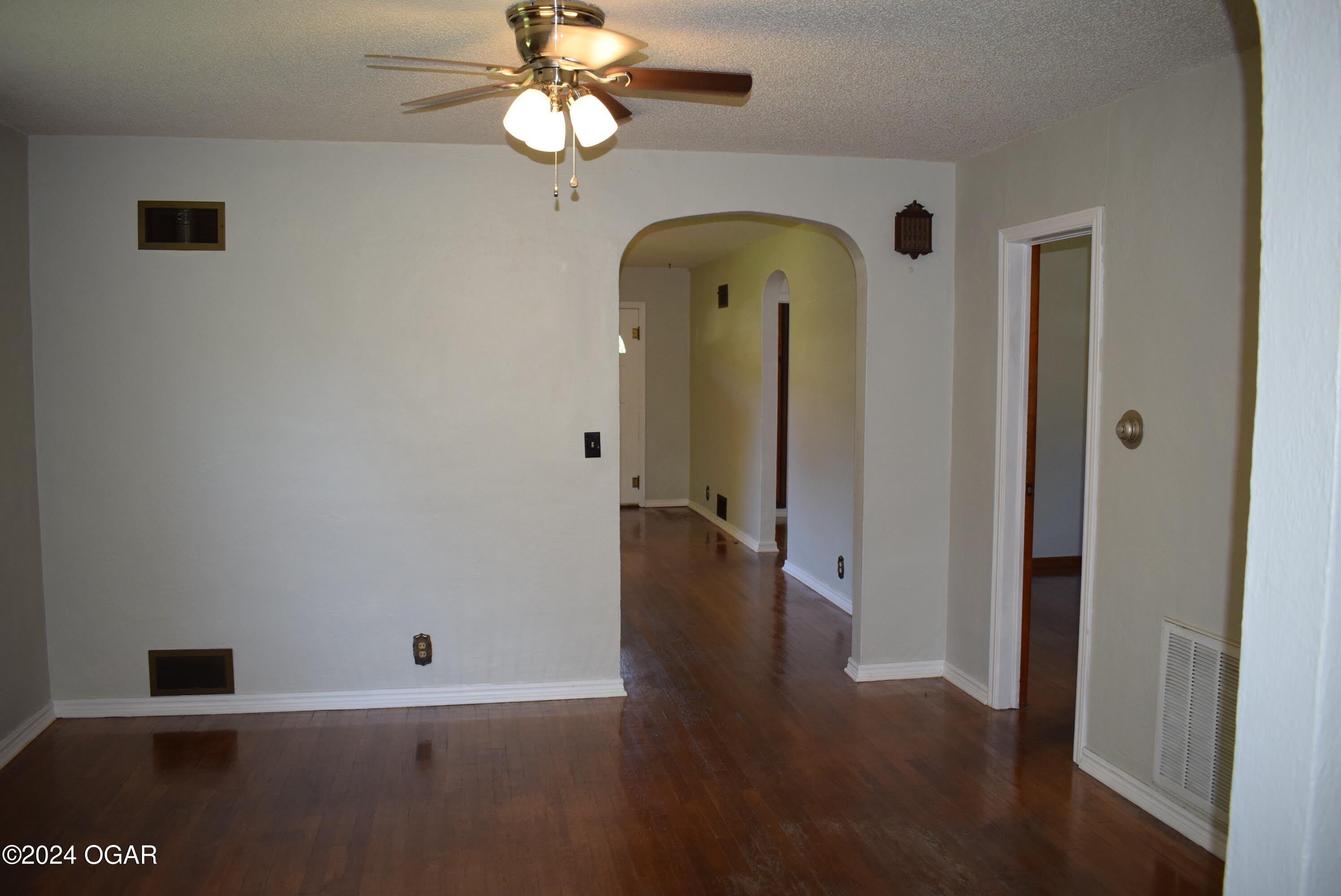 305 S Brownell Avenue – photo 3