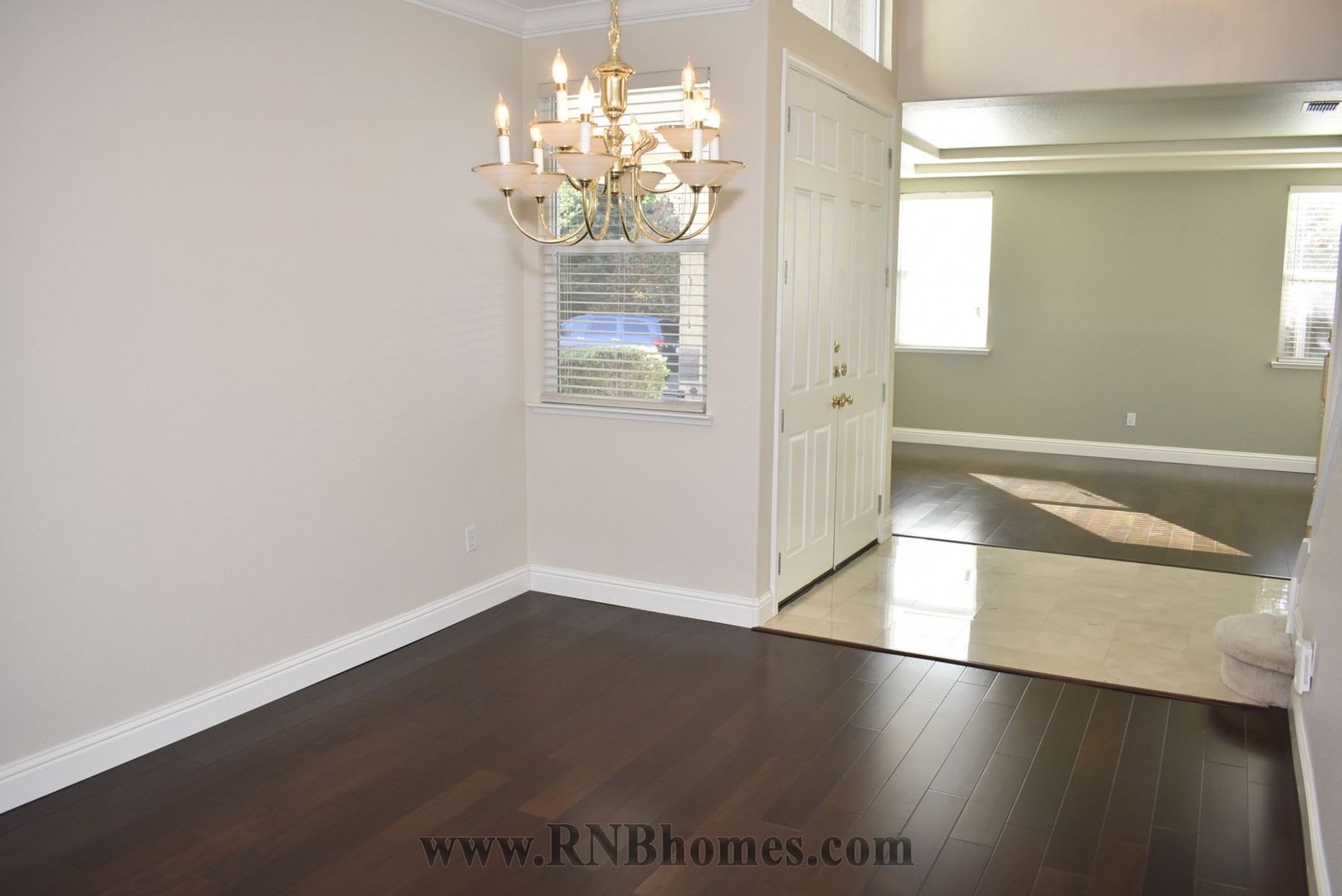 630 Rogers Circle – photo 3