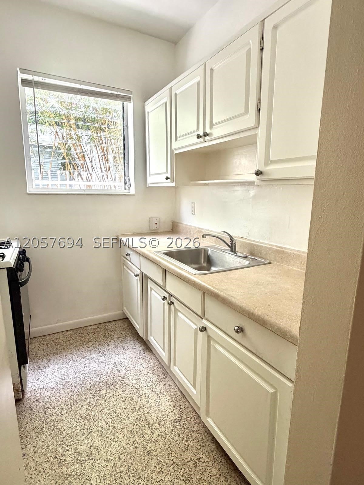 1770 Meridian Ave – photo 5