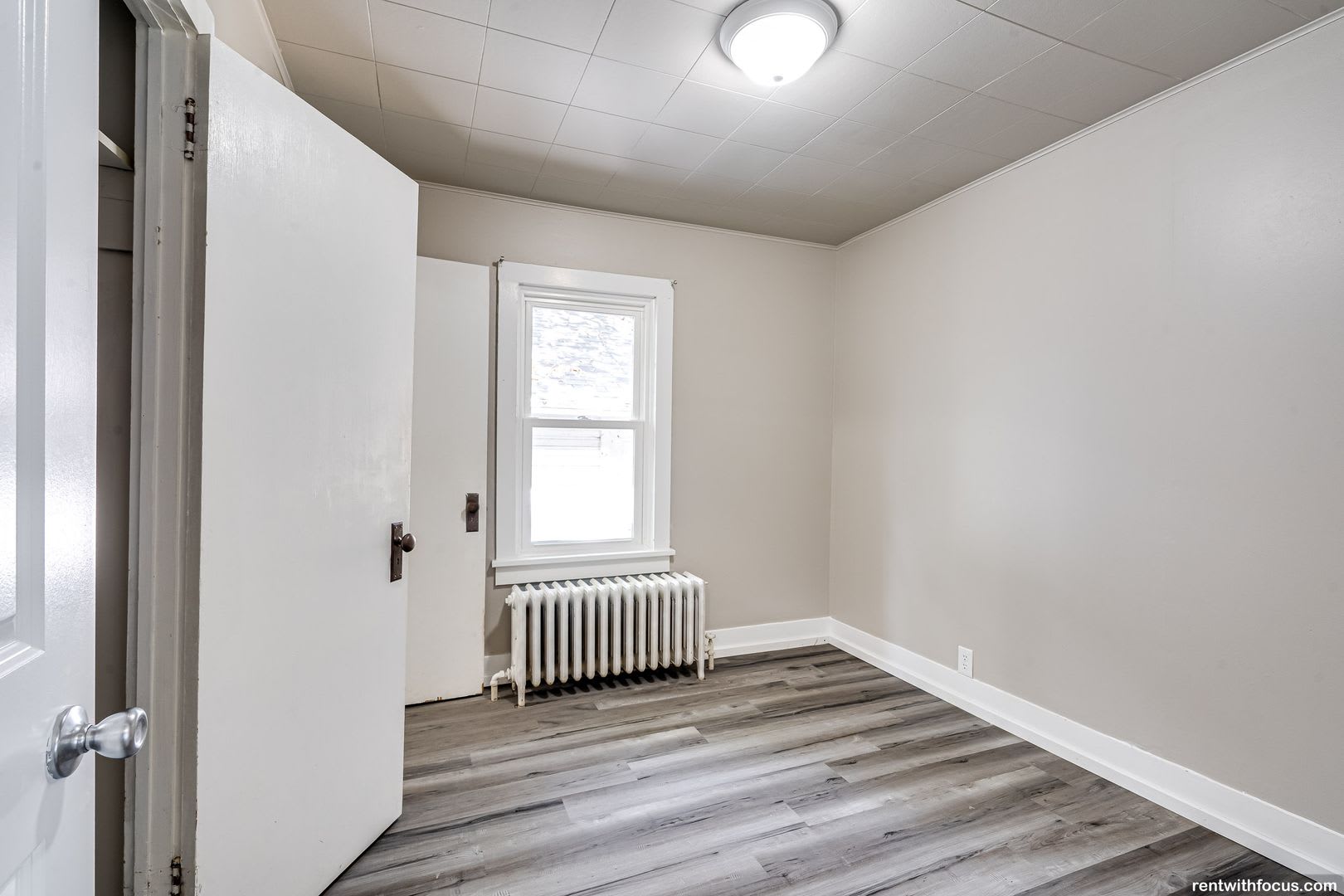 579 Mt. Vernon St. – photo 5