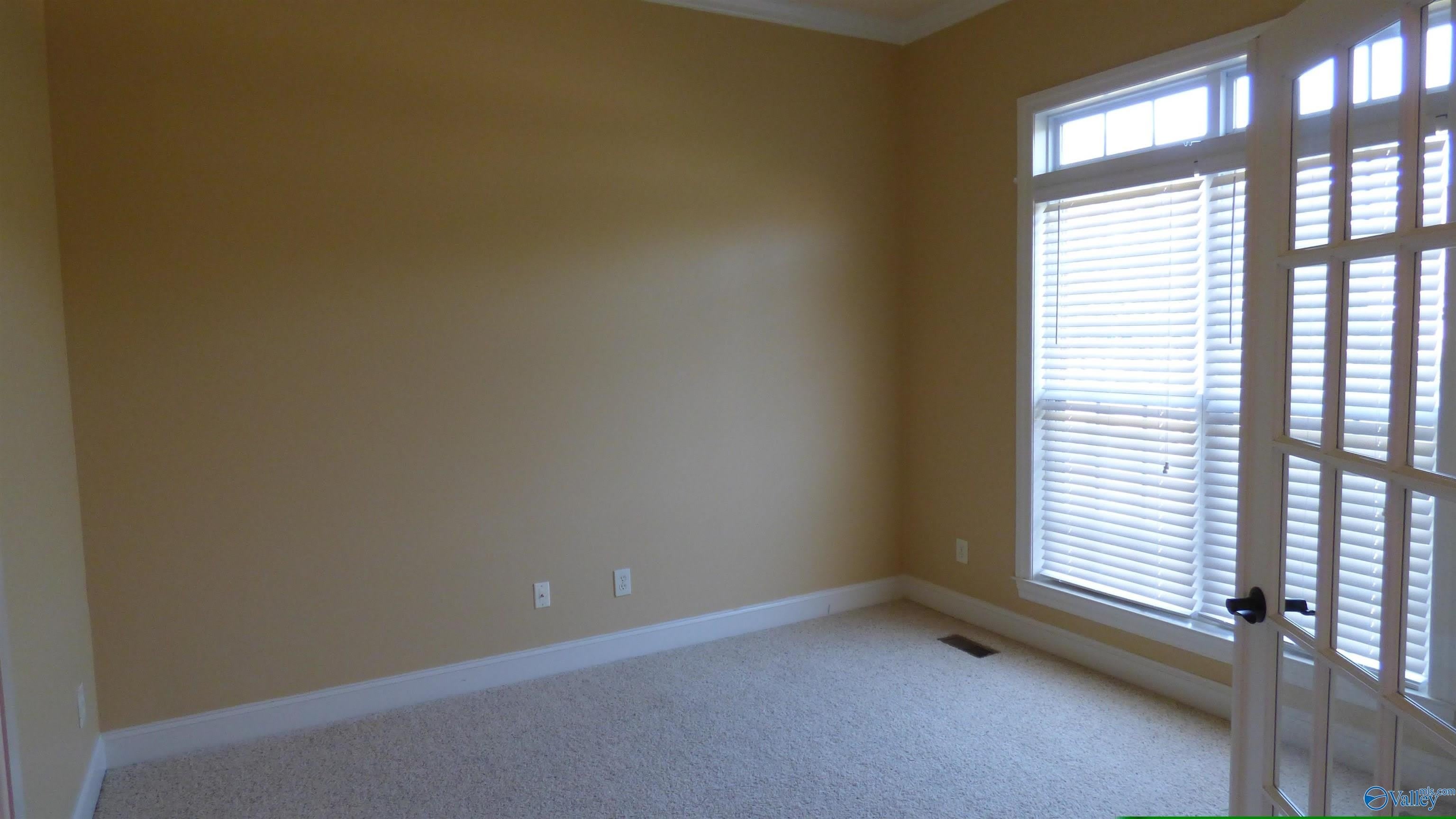 100 Mayfair Court – photo 3