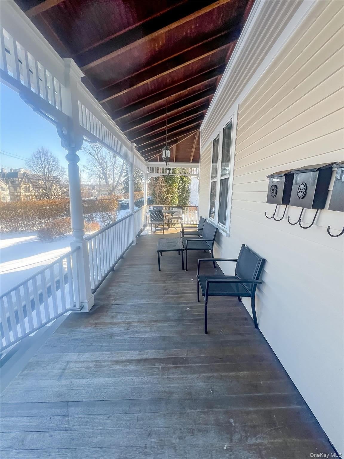 43 W Neck Road – photo 2