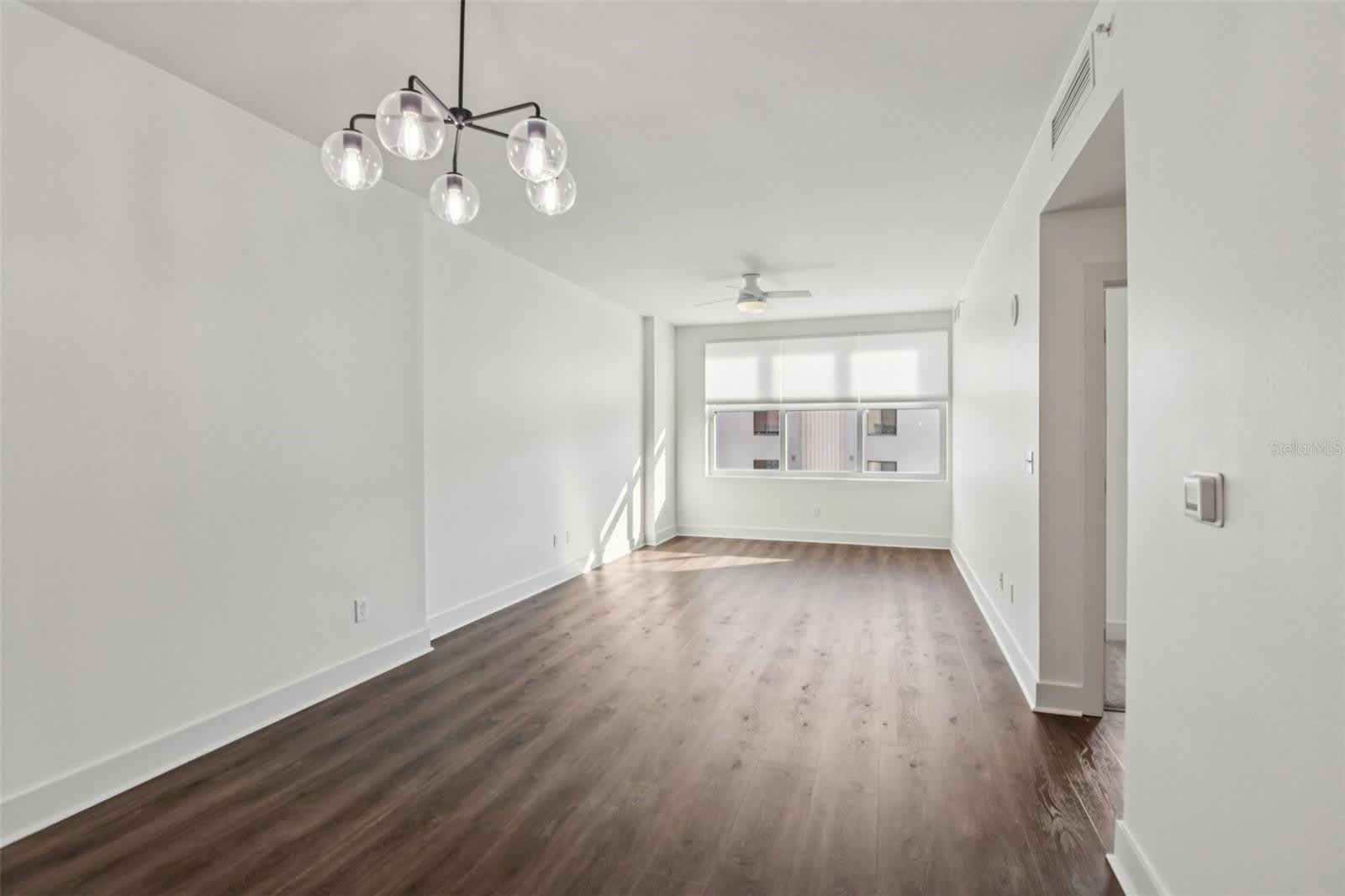 1208 E KENNEDY Boulevard – photo 4