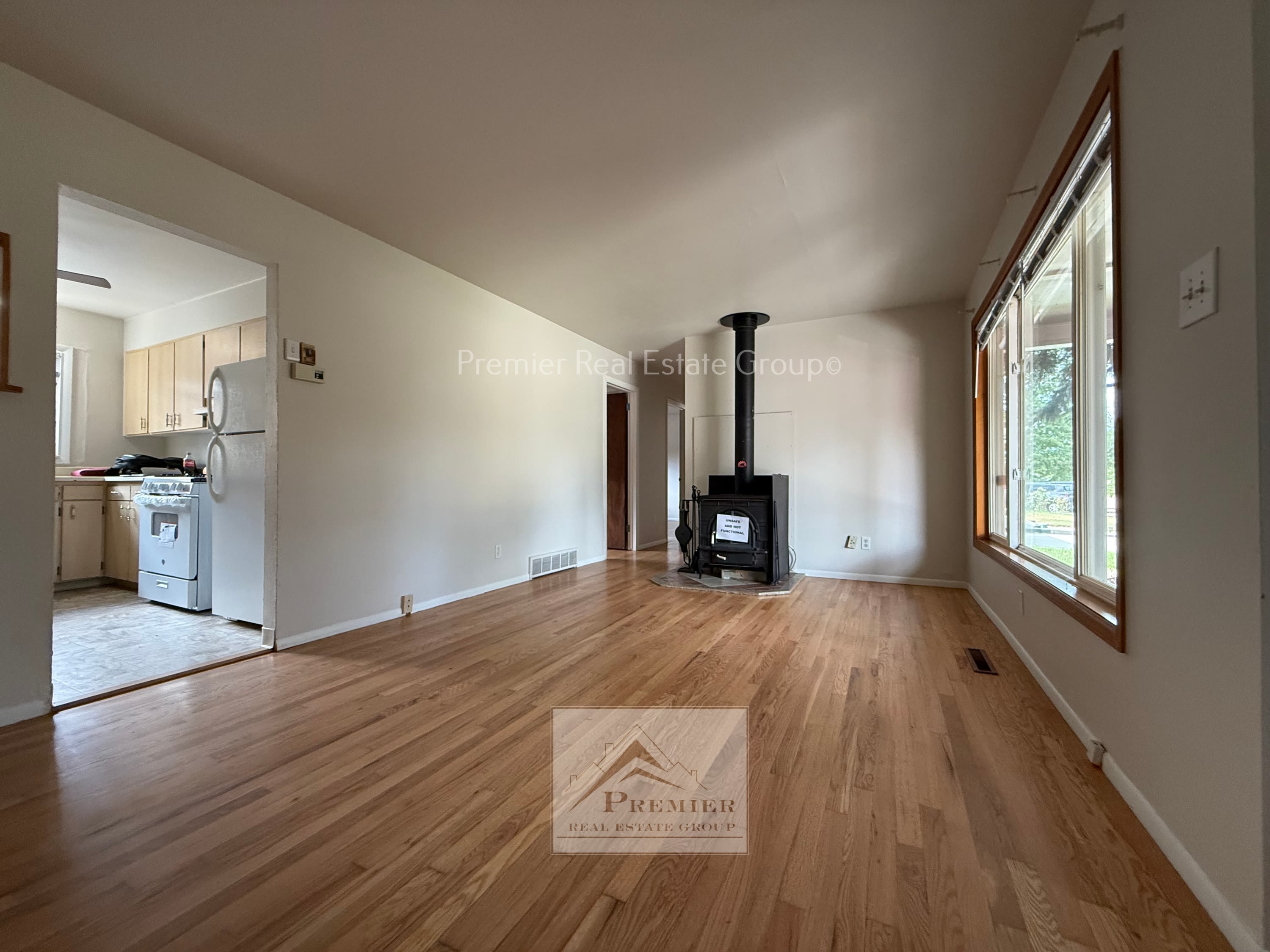 109 Jasper Drive – photo 2