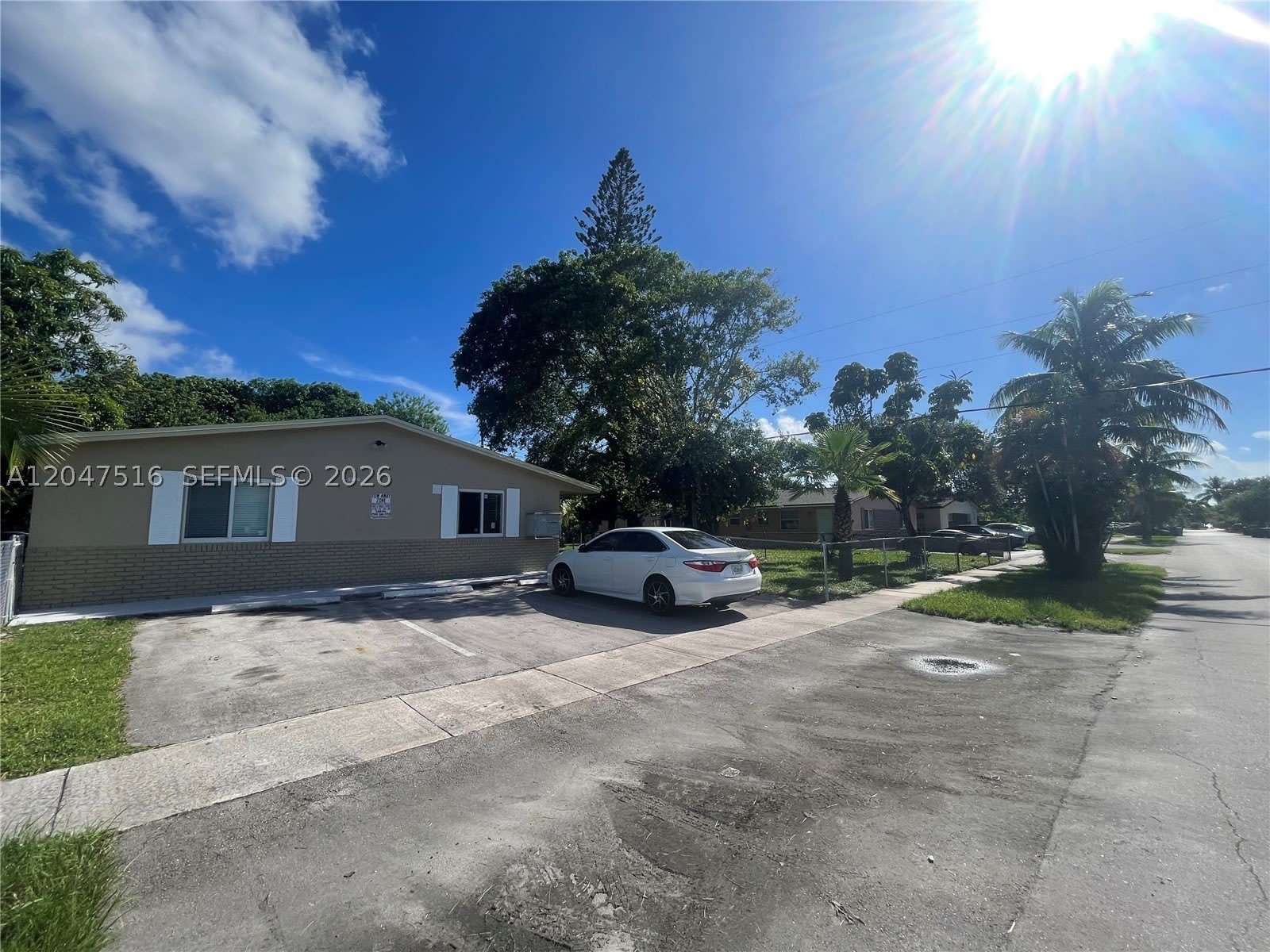 5200 Nw 16Th St – photo 4