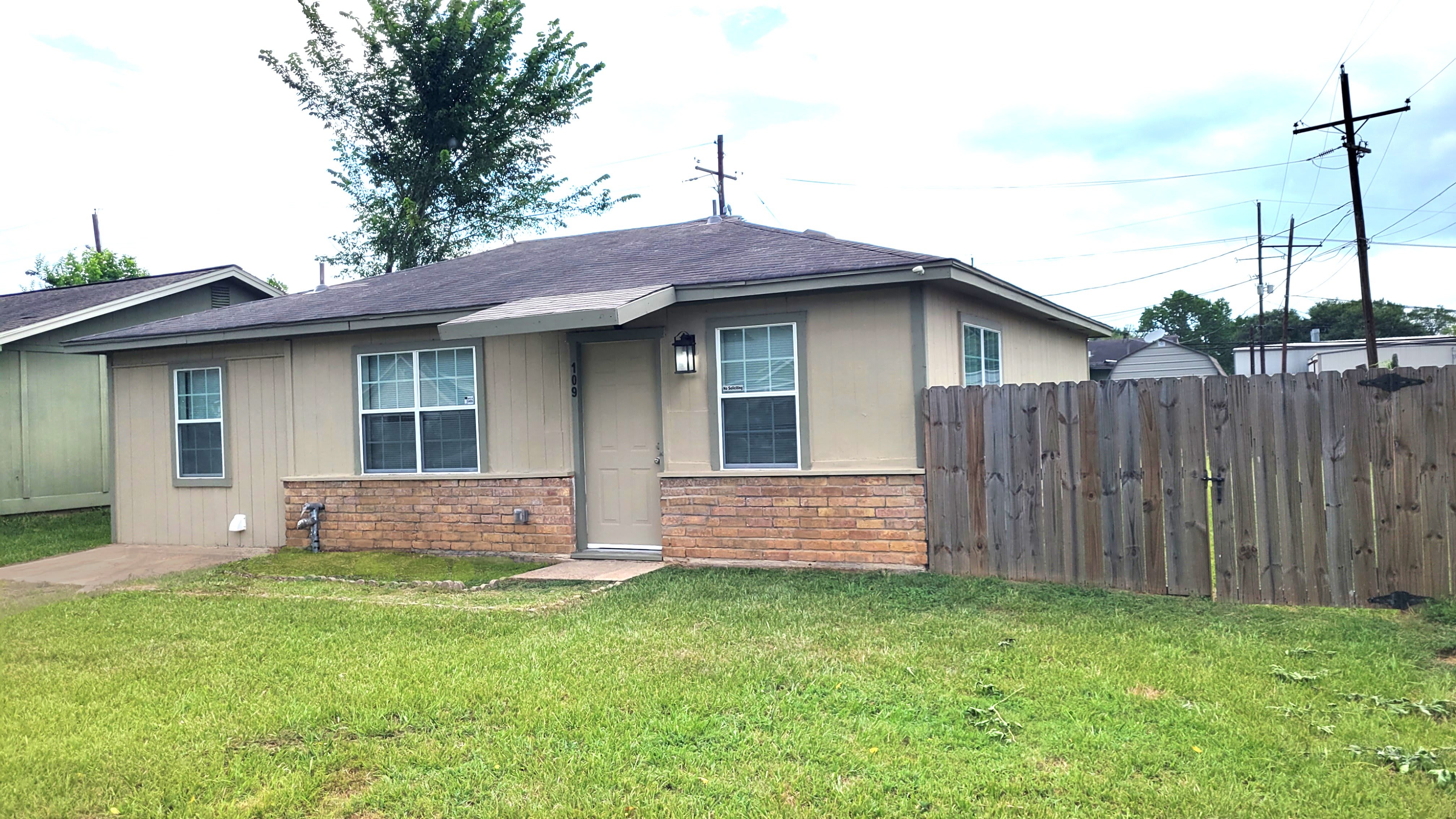 109 Will St – photo 2