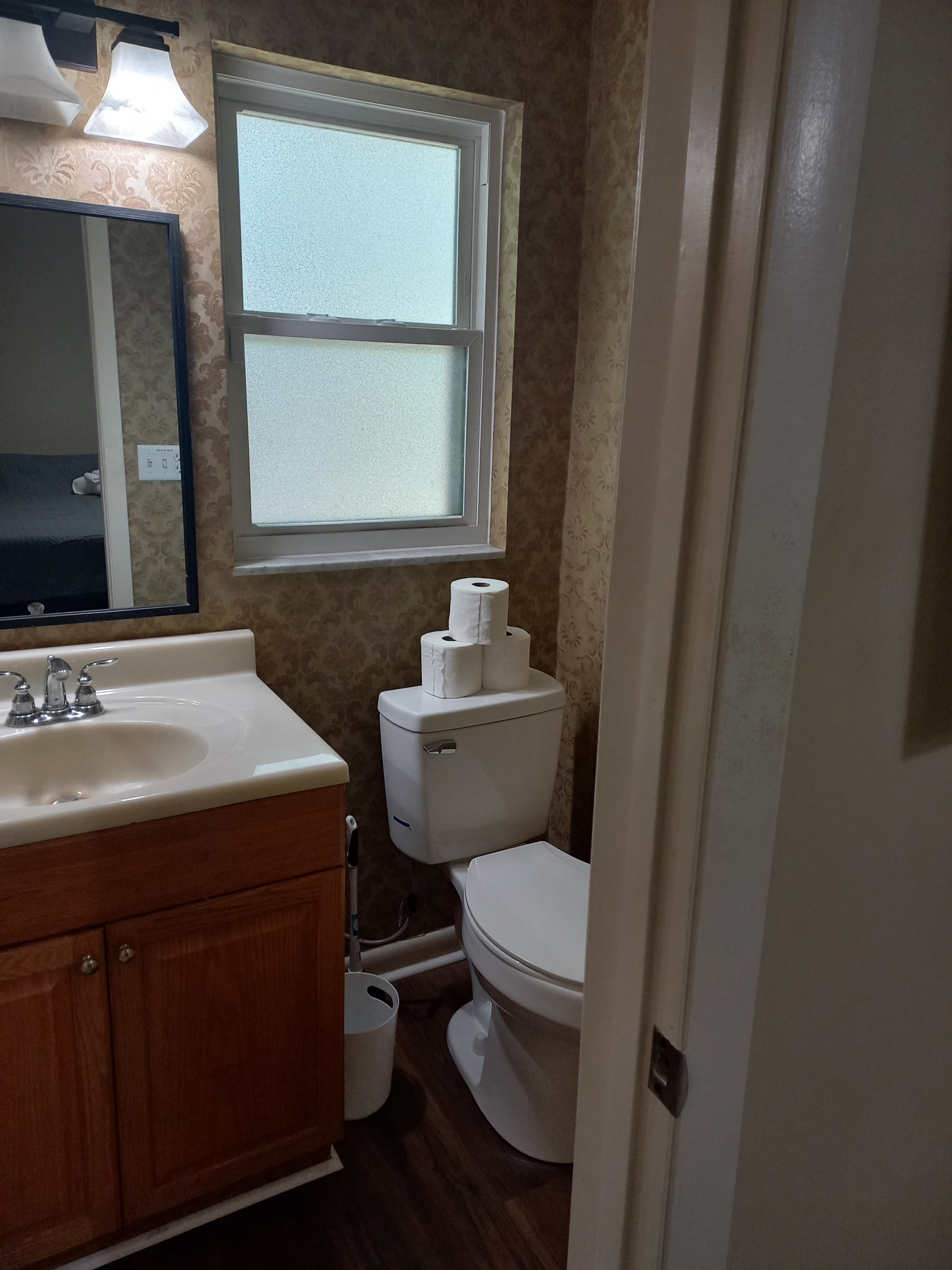 517 Queens Loop North – photo 3