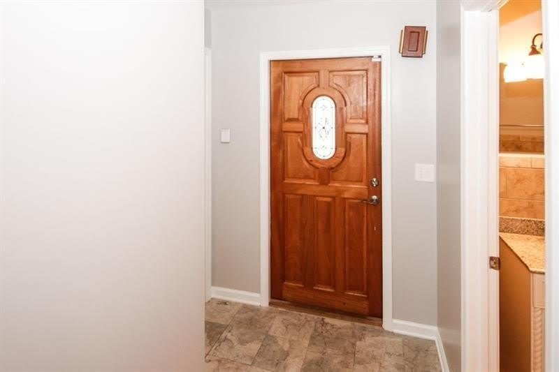 5075 Winters Chapel Road – photo 3