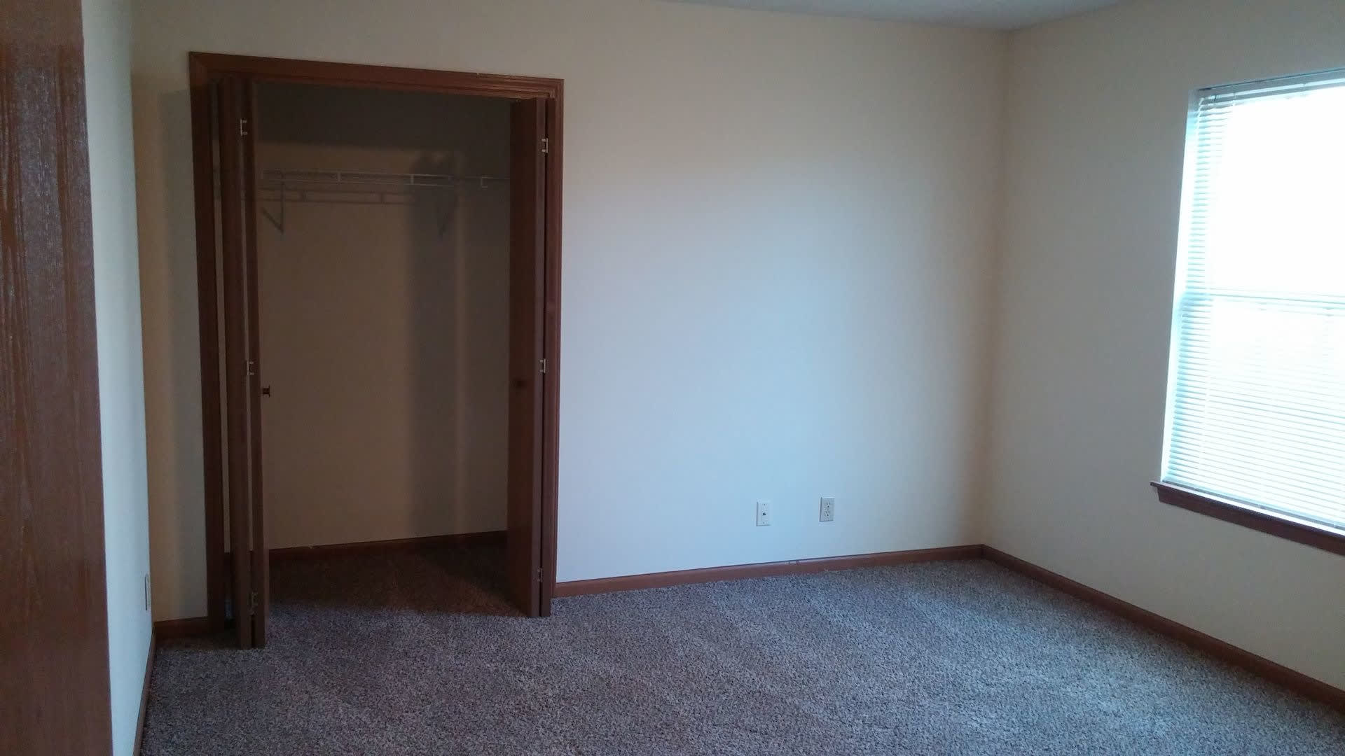 Wake up to a stunning pond view in this beautiful 2 BD 2BA duplex with a 2 car attached garage – photo 5