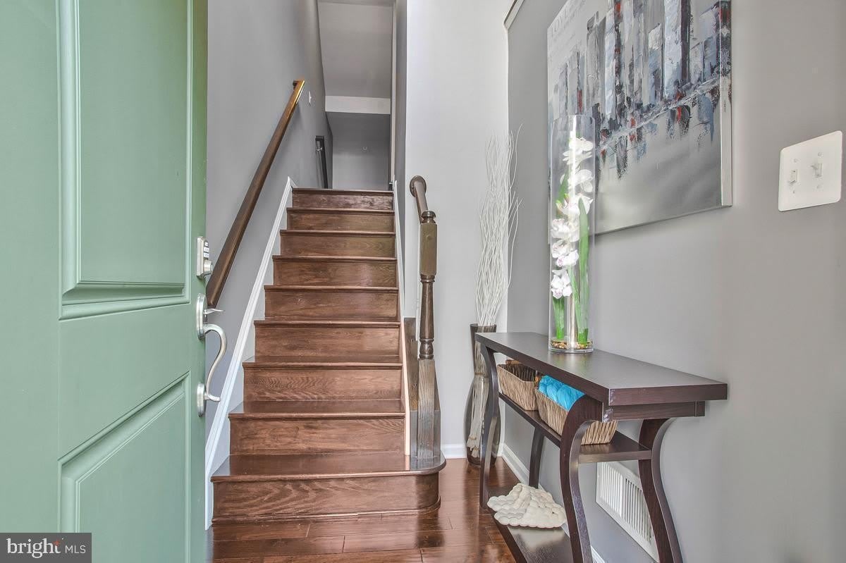 10805 LARIAT Way – photo 4