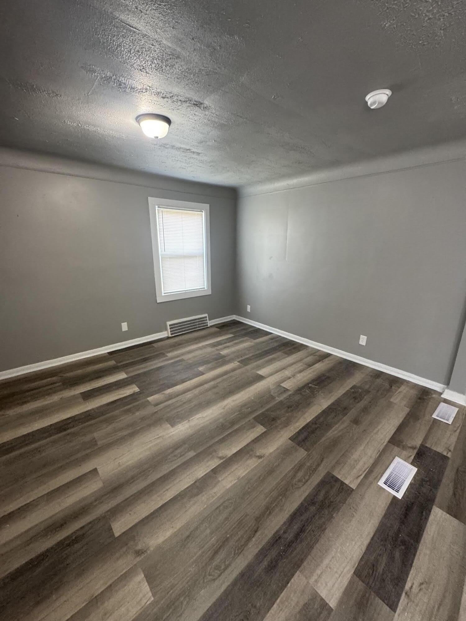 19928 Annott Avenue – photo 4
