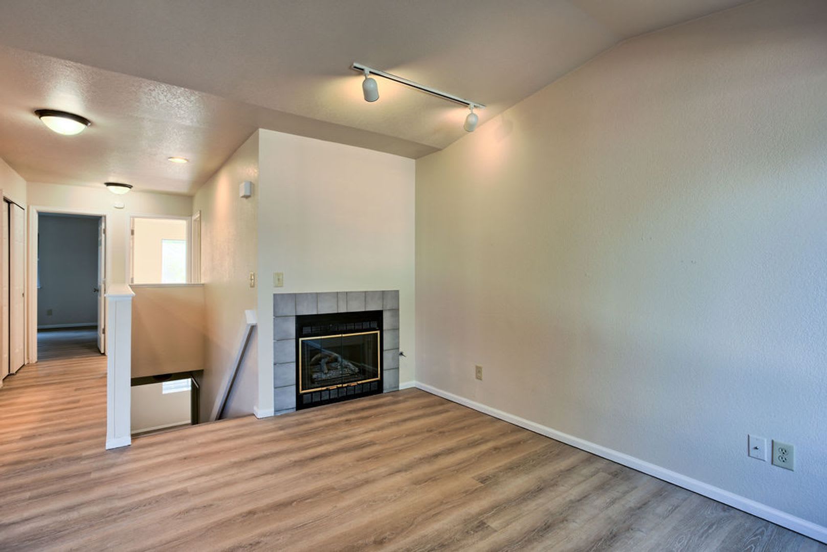 3025 W. Stuart – photo 4