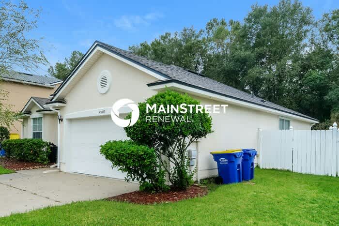 45059 Amhurst Oaks Drive – photo 2