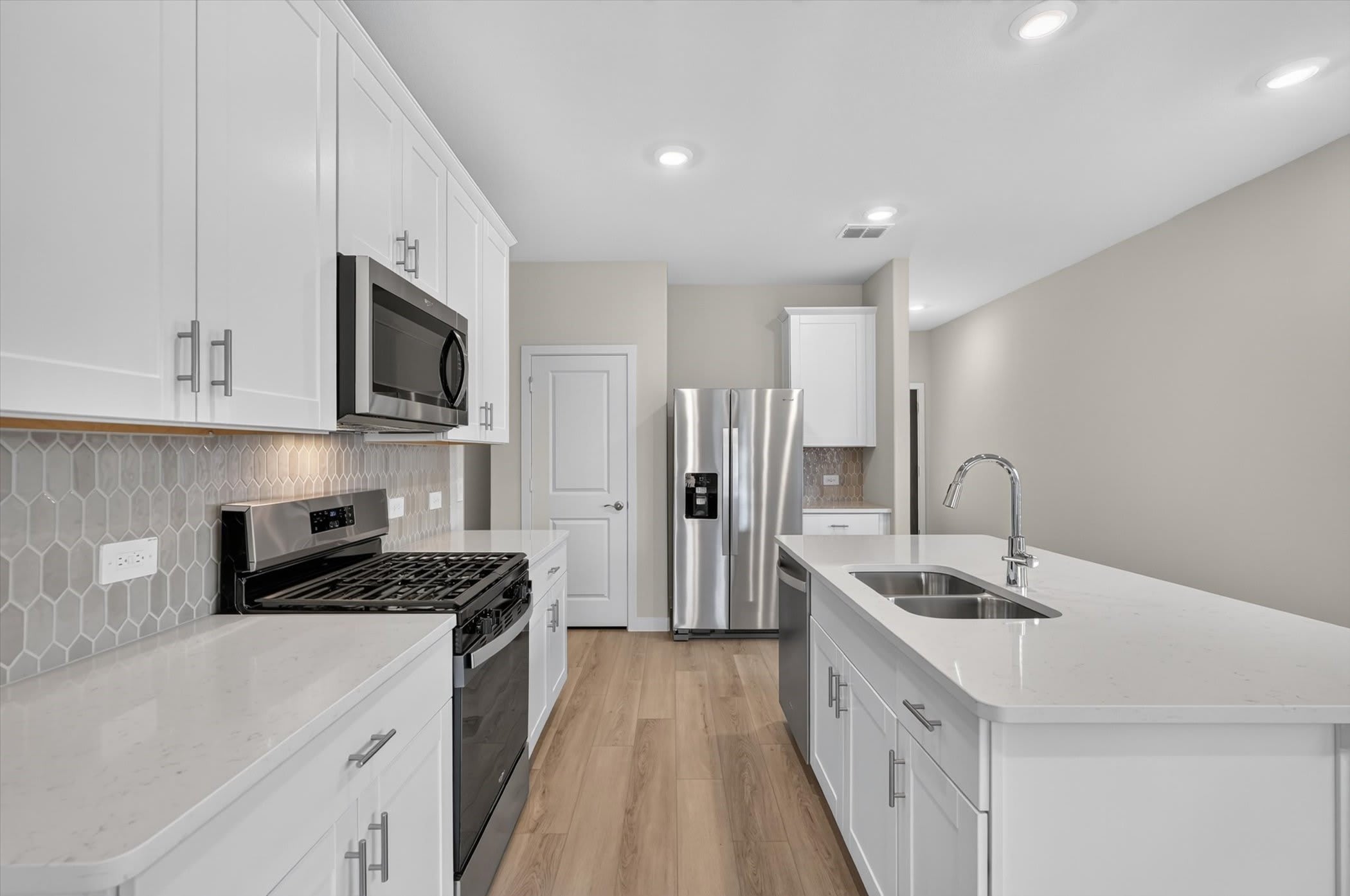 3048 Belton Drive – photo 5