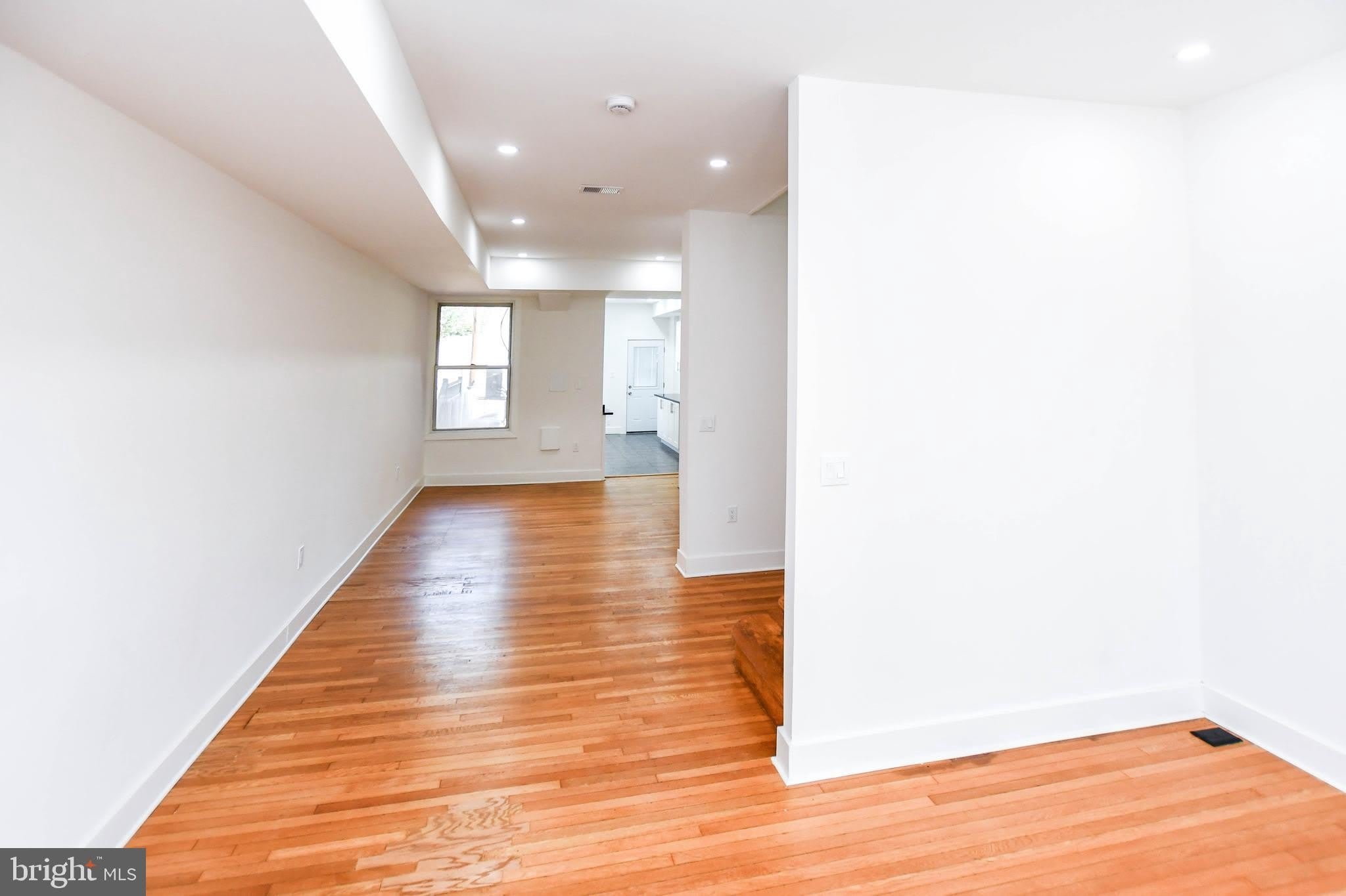 104 R ST #A NE – photo 2