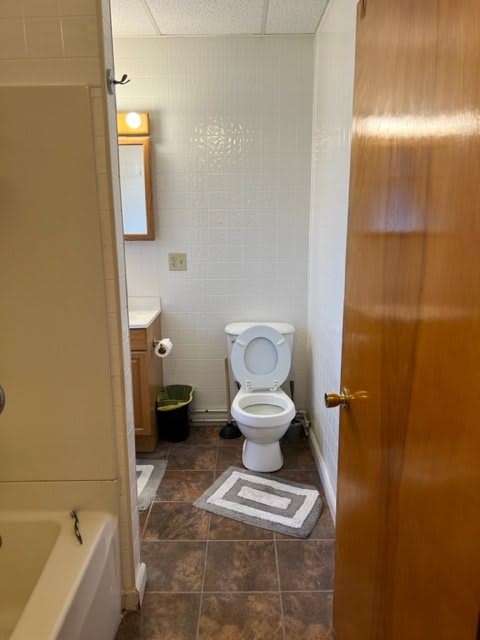 90 Watkins Ave – photo 4